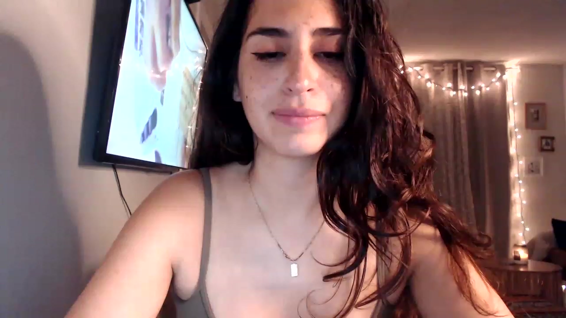 Gallery image thumbnail from FreckledPoni's myfreecams stream on, 05/23/2023, 03:20 image 1 of 20