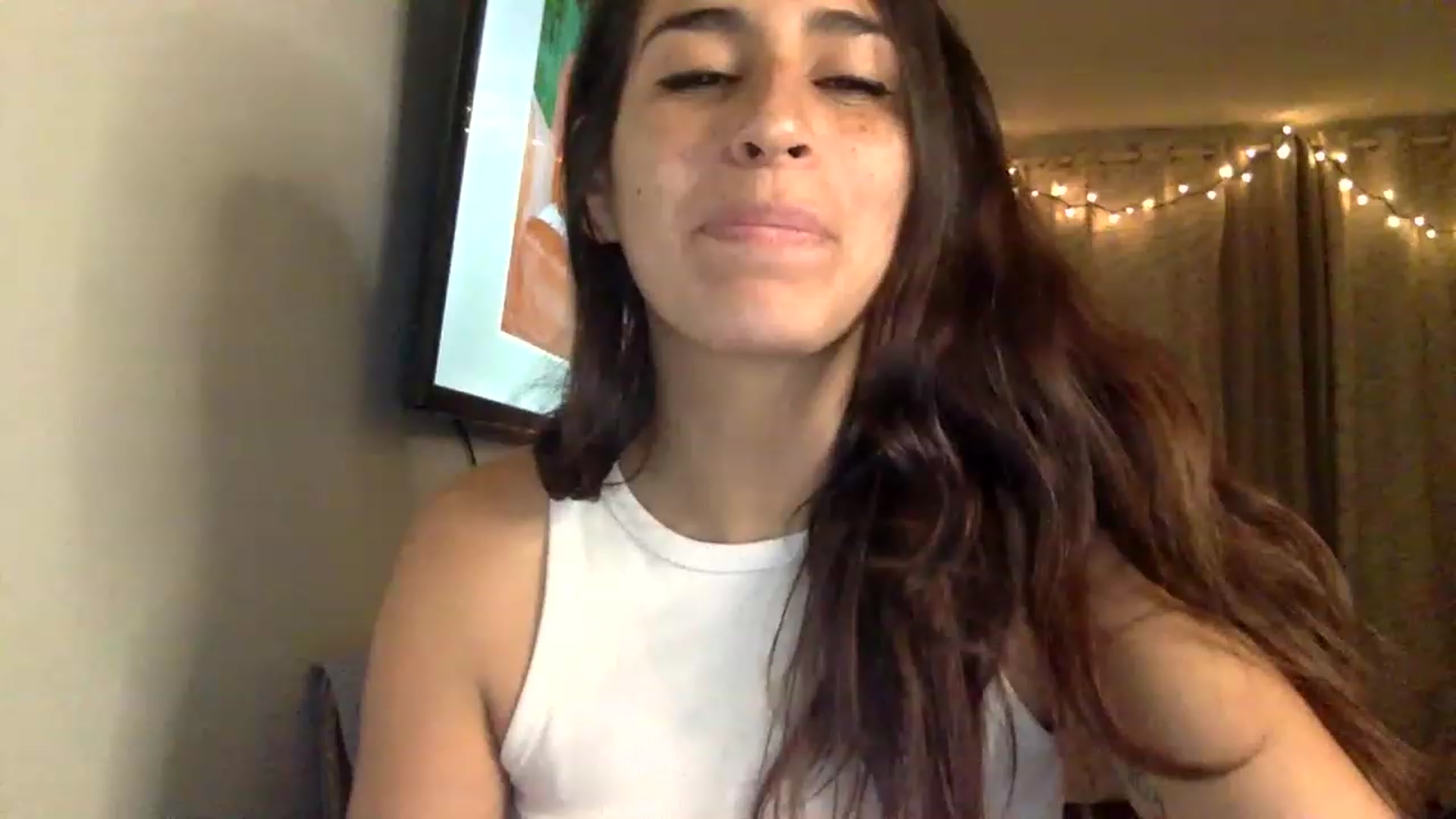 Gallery image thumbnail from FreckledPoni's myfreecams stream on, 06/14/2023, 06:25 image 17 of 20