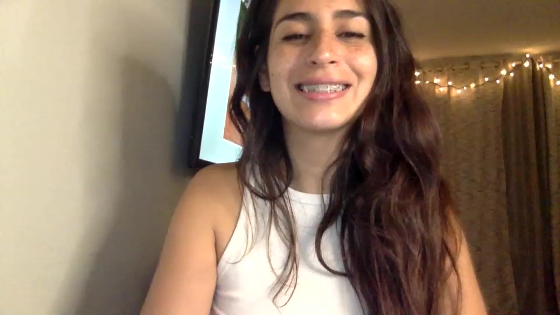 Gallery image thumbnail from FreckledPoni's myfreecams stream on, 06/14/2023, 06:25 image 9 of 20