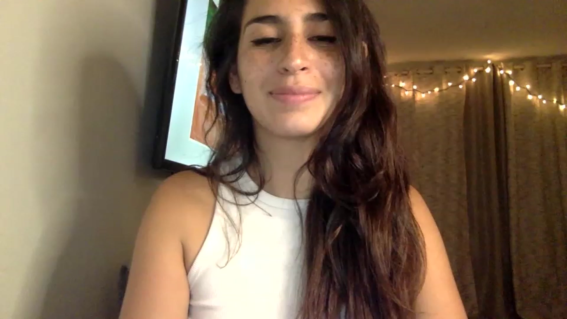 Gallery image thumbnail from FreckledPoni's myfreecams stream on, 06/14/2023, 06:25 image 8 of 20
