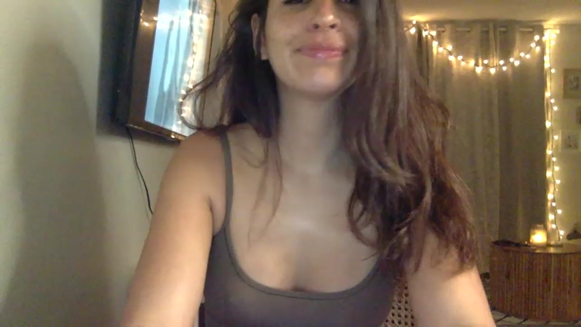Gallery image thumbnail from FreckledPoni's myfreecams stream on, 06/17/2023, 06:43 image 13 of 20