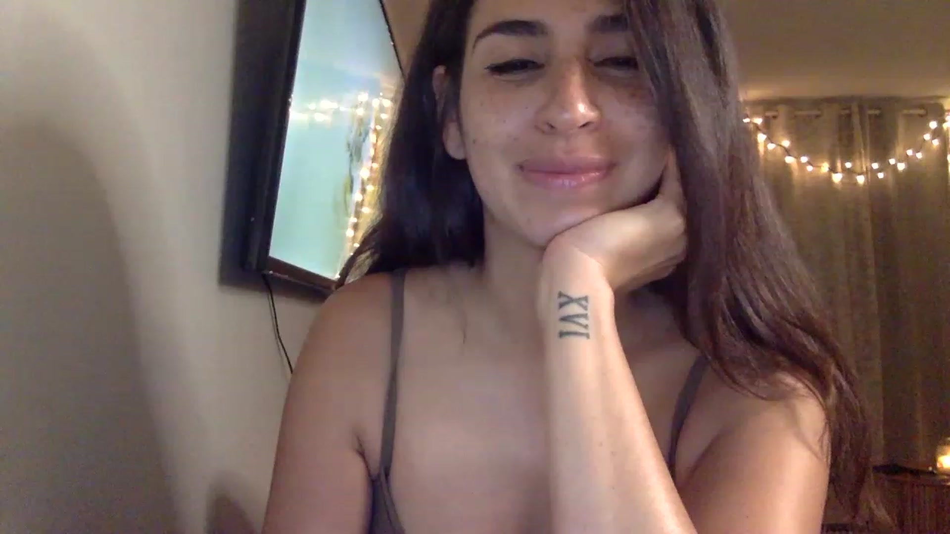 Gallery image thumbnail from FreckledPoni's myfreecams stream on, 06/17/2023, 06:43 image 18 of 20