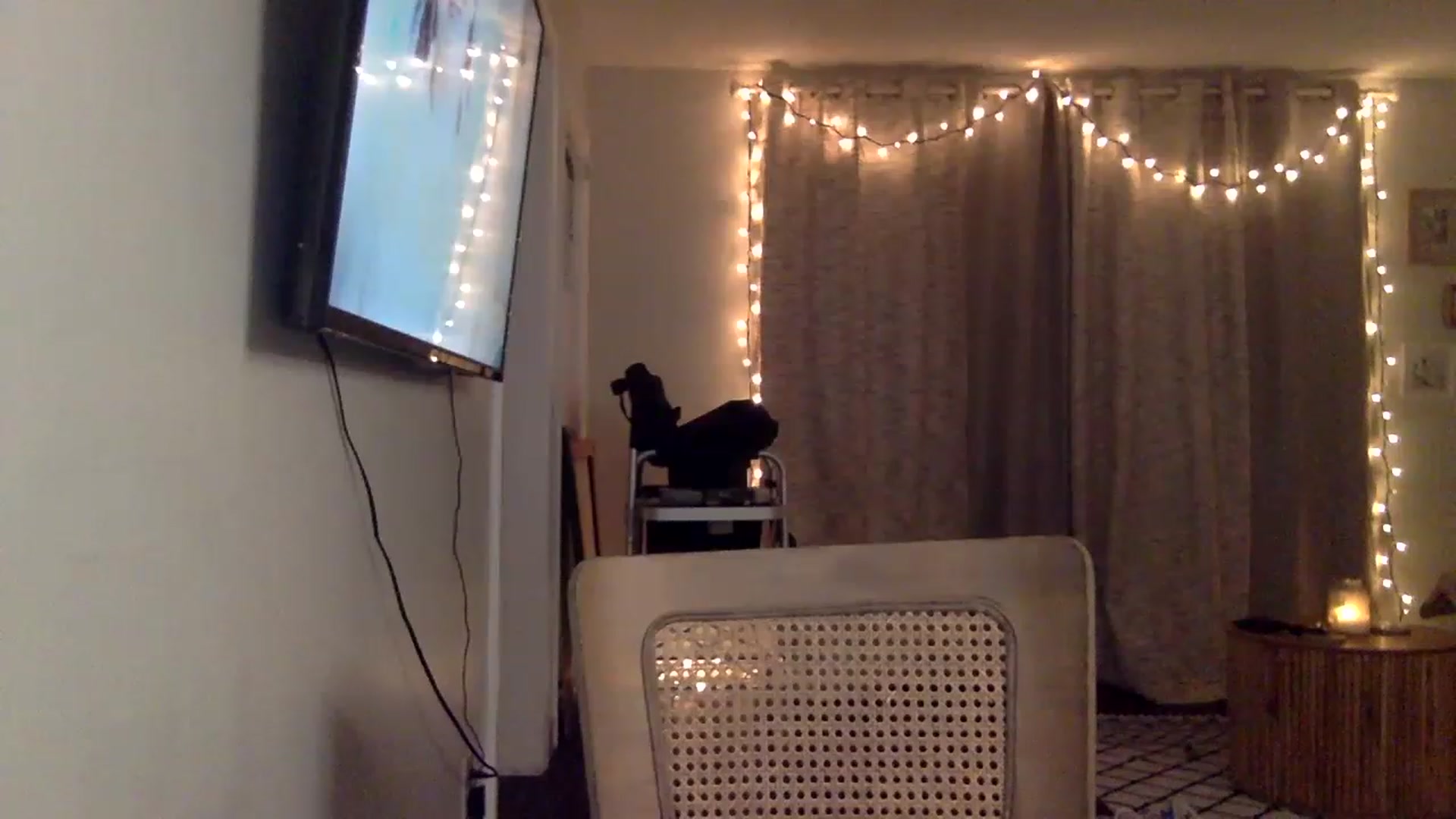 Gallery image thumbnail from FreckledPoni's myfreecams stream on, 06/17/2023, 06:43 image 4 of 20