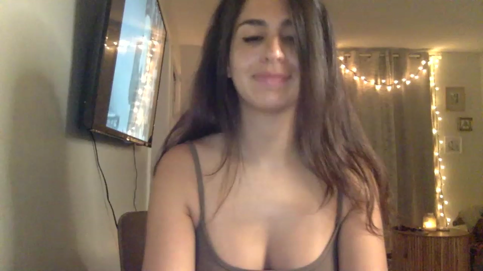 Gallery image thumbnail from FreckledPoni's myfreecams stream on, 06/17/2023, 06:43 image 11 of 20