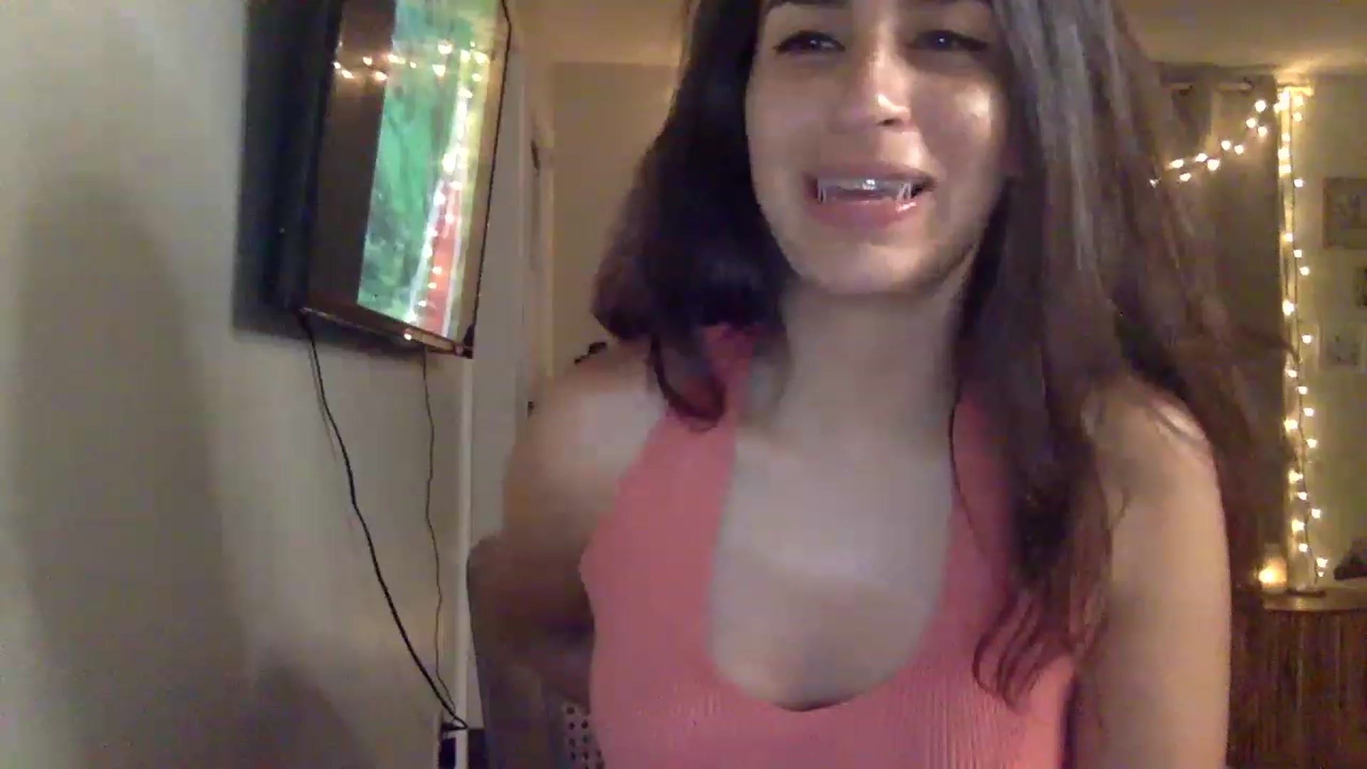Gallery image thumbnail from FreckledPoni's myfreecams stream on, 06/17/2023, 06:43 image 2 of 20