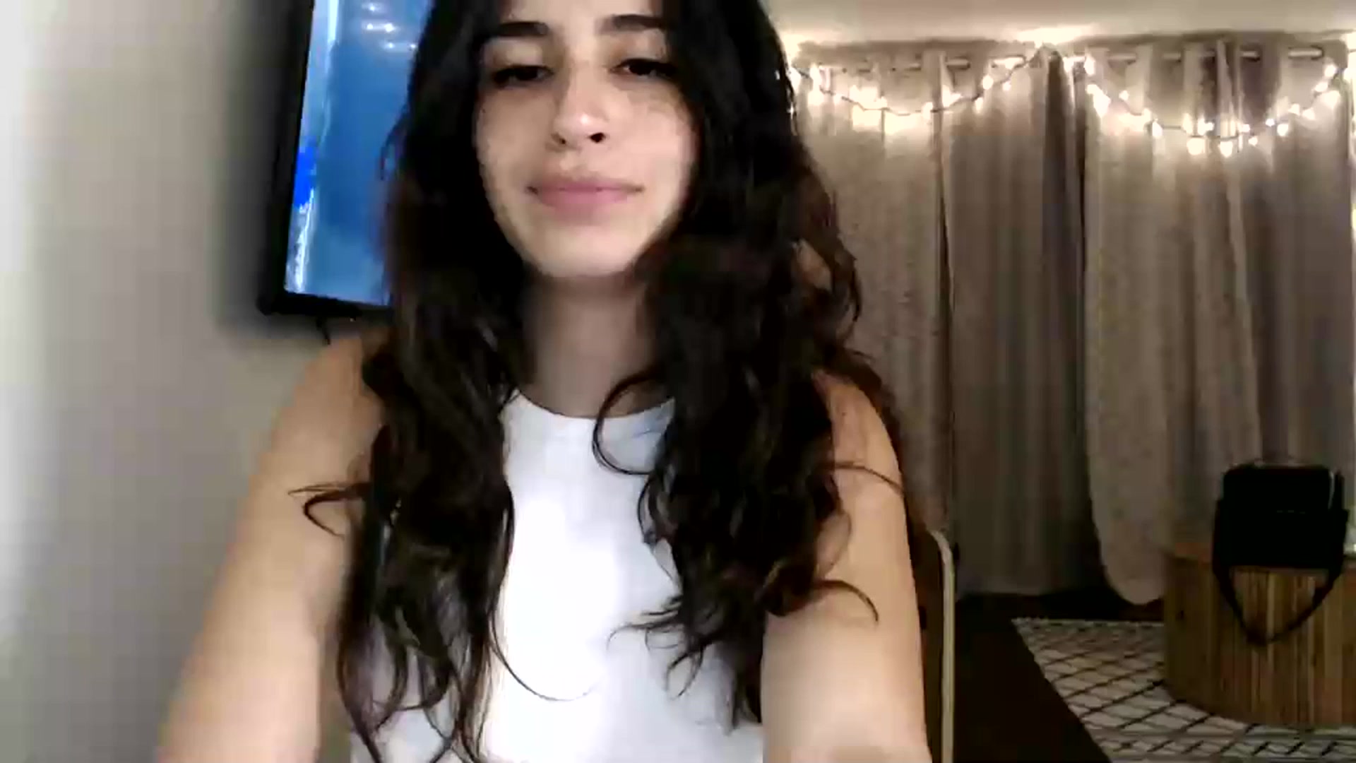 Gallery image thumbnail from FreckledPoni's myfreecams stream on, 06/29/2023, 04:31 image 19 of 20