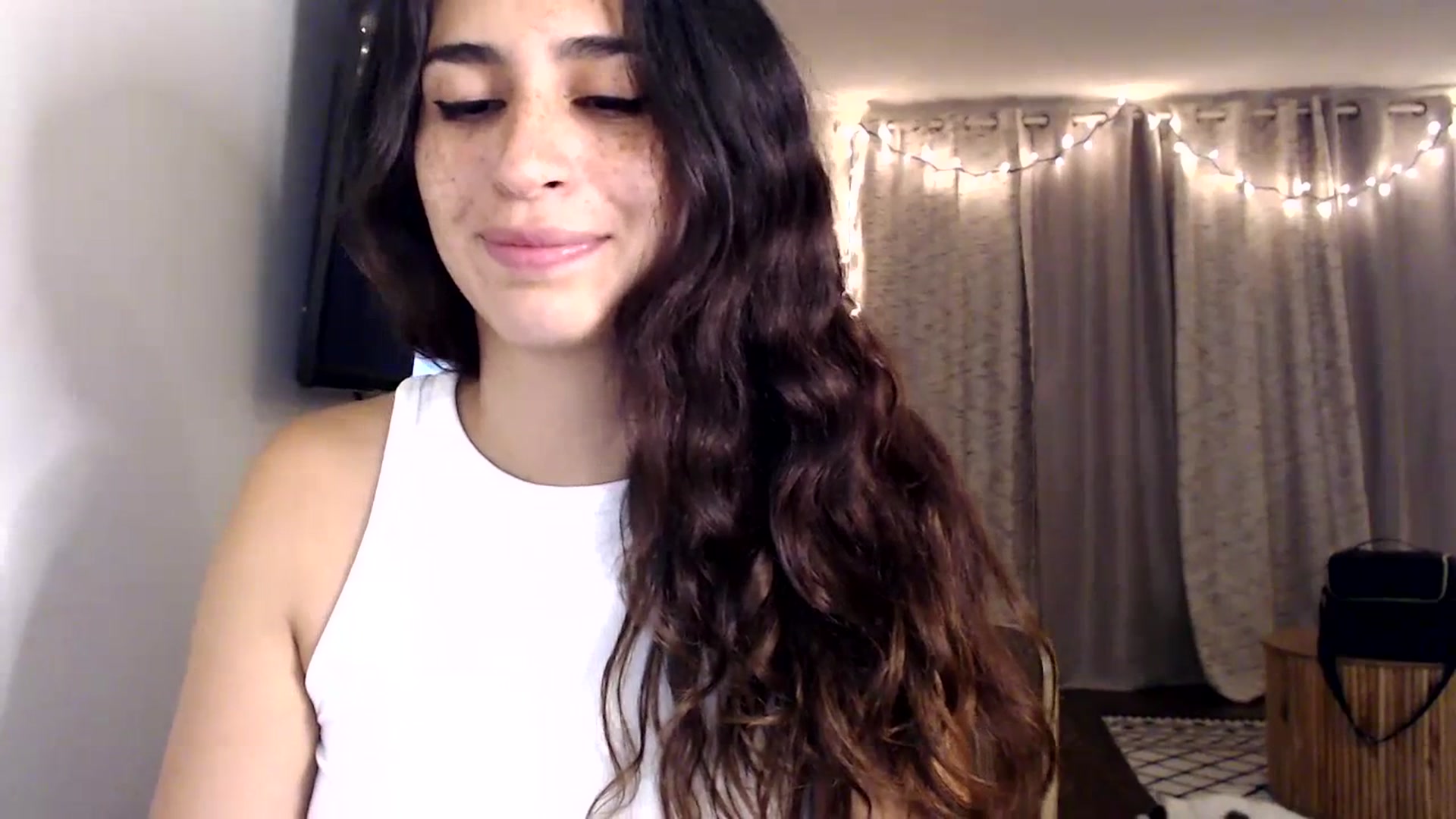 Gallery image thumbnail from FreckledPoni's myfreecams stream on, 06/29/2023, 04:31 image 4 of 20