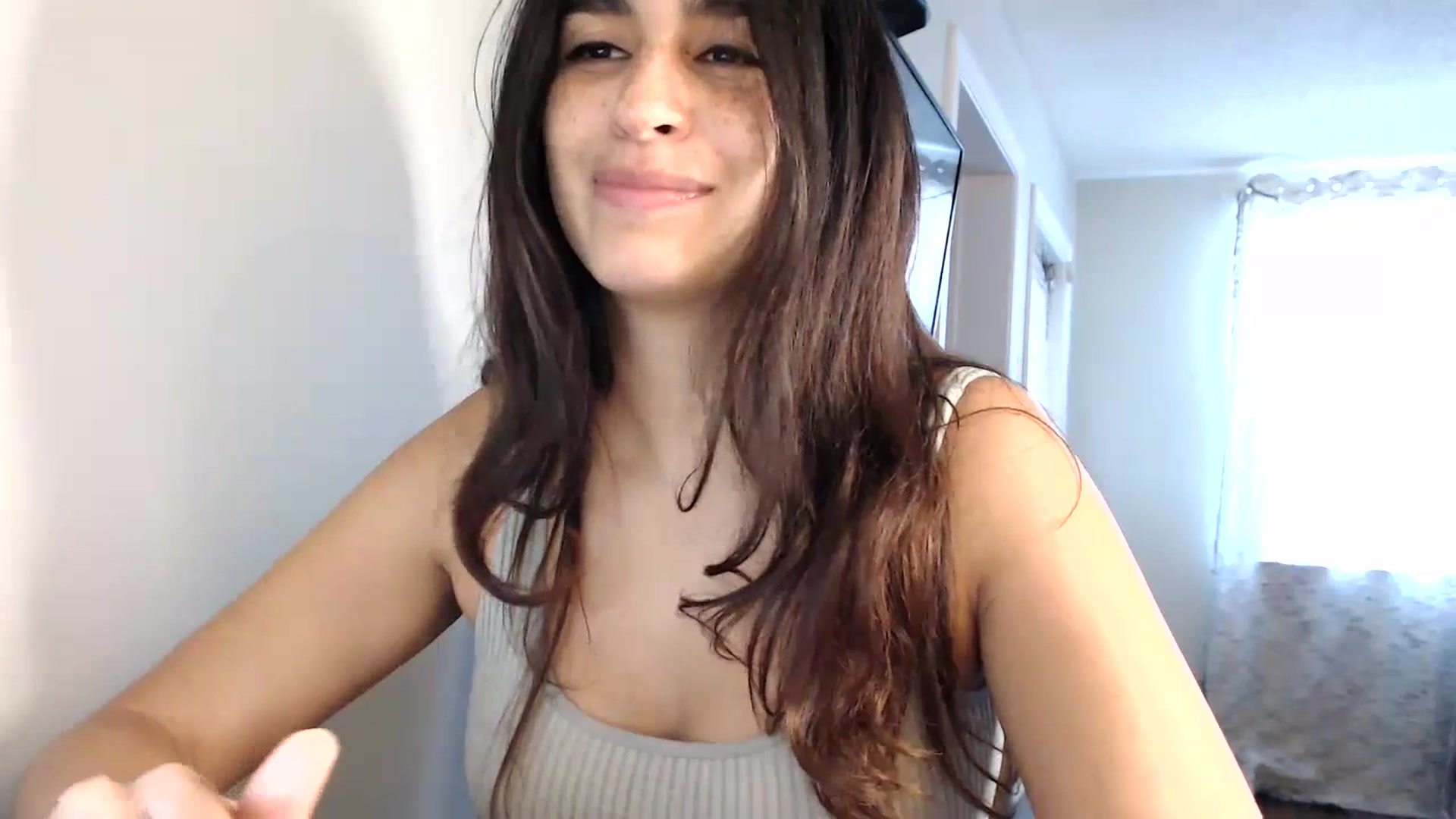 Gallery image thumbnail from FreckledPoni's myfreecams stream on, 07/05/2023, 22:38 image 17 of 20