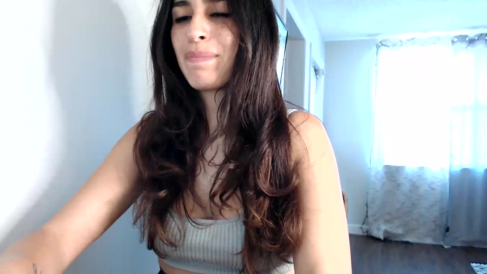 Gallery image thumbnail from FreckledPoni's myfreecams stream on, 07/05/2023, 22:38 image 6 of 20