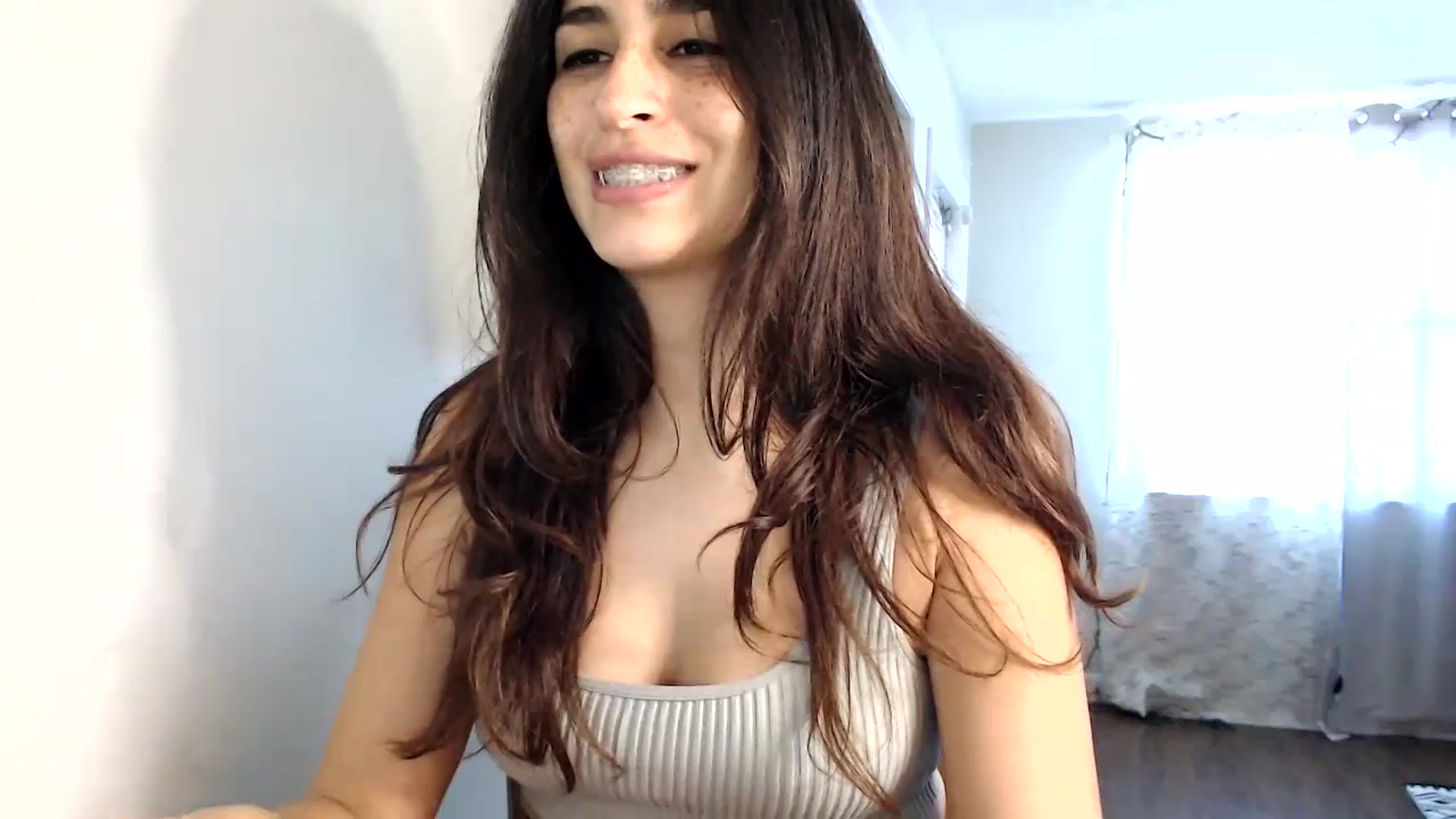 Gallery image thumbnail from FreckledPoni's myfreecams stream on, 07/05/2023, 22:38 image 1 of 20