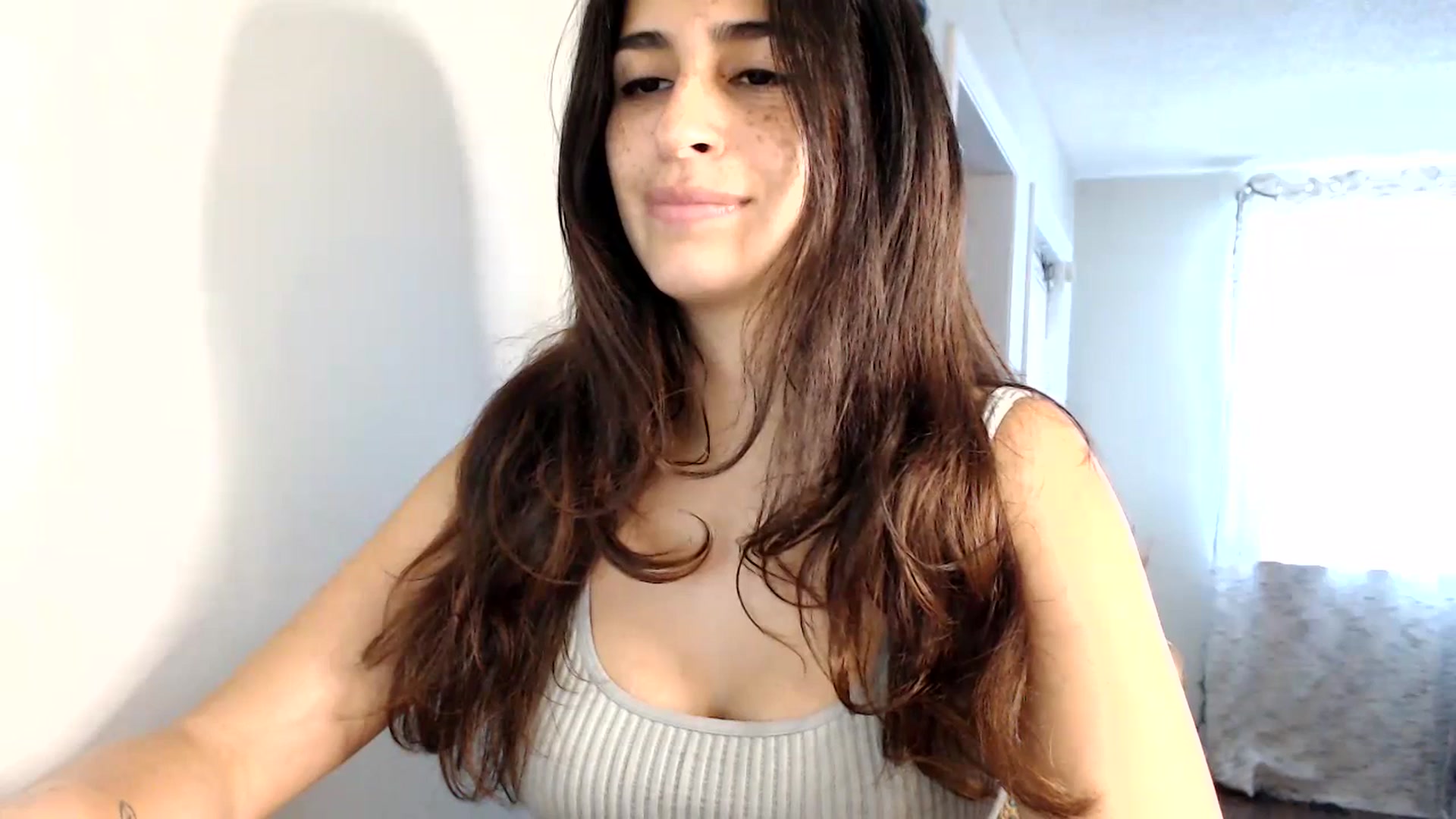Gallery image thumbnail from FreckledPoni's myfreecams stream on, 07/05/2023, 22:38 image 14 of 20