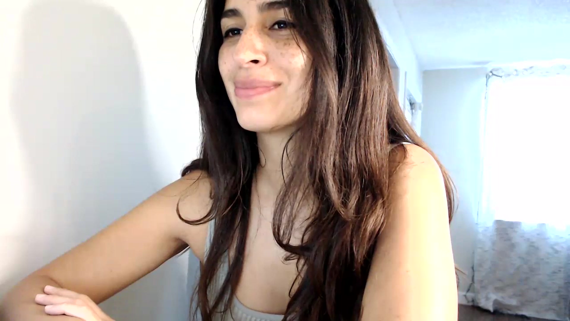 Gallery image thumbnail from FreckledPoni's myfreecams stream on, 07/05/2023, 22:38 image 12 of 20