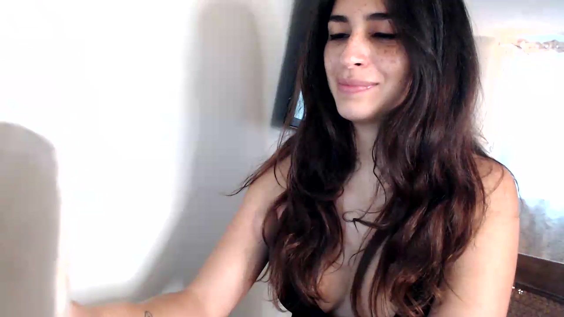 Gallery image thumbnail from FreckledPoni's myfreecams stream on, 07/07/2023, 19:28 image 19 of 20
