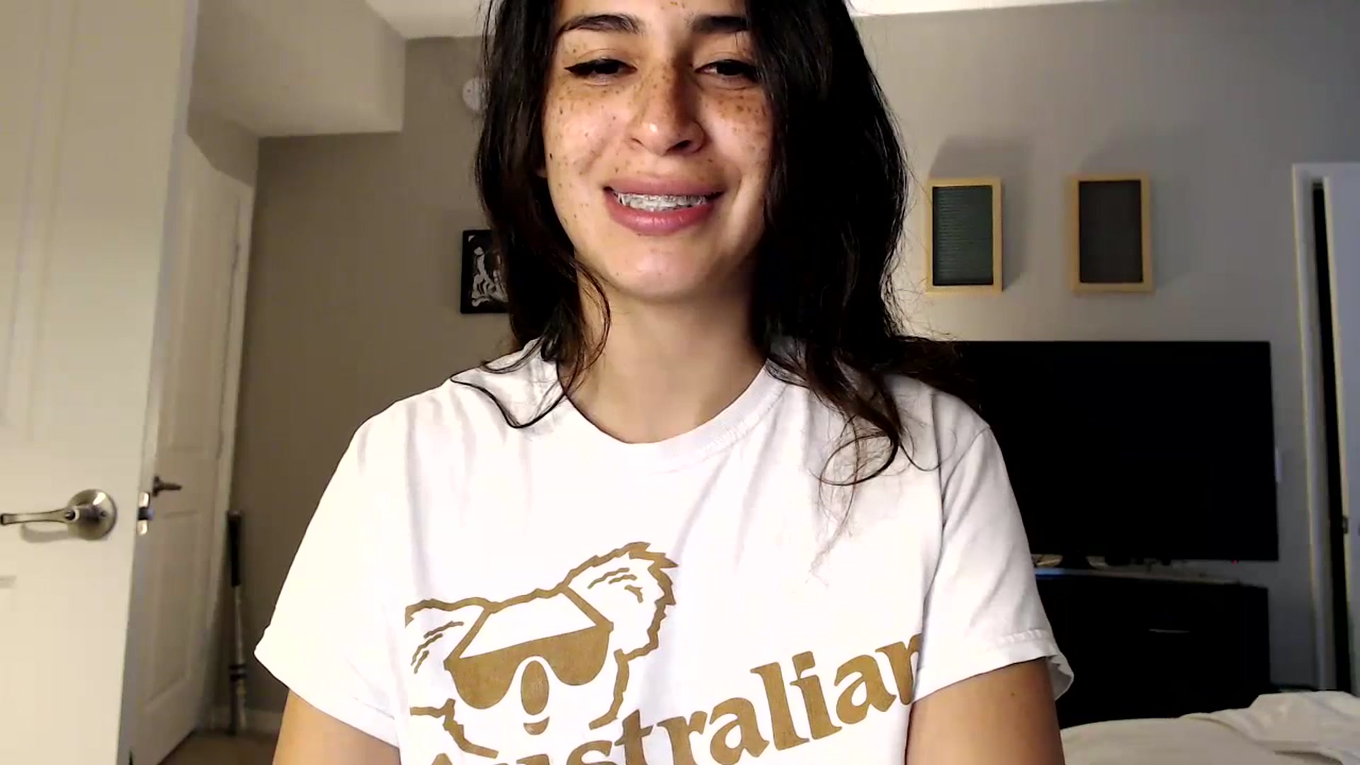 Gallery image thumbnail from FreckledPoni's myfreecams stream on, 07/08/2023, 19:10 image 8 of 20