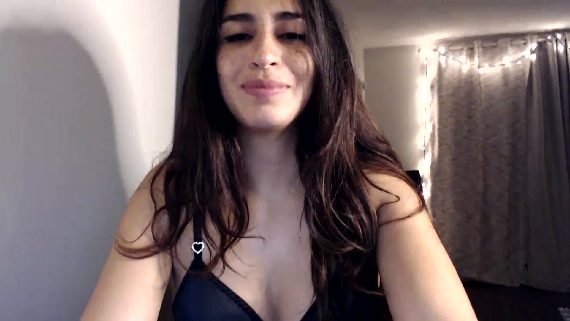 Gallery image thumbnail from FreckledPoni's myfreecams stream on, 07/12/2023, 06:54 image 13 of 20