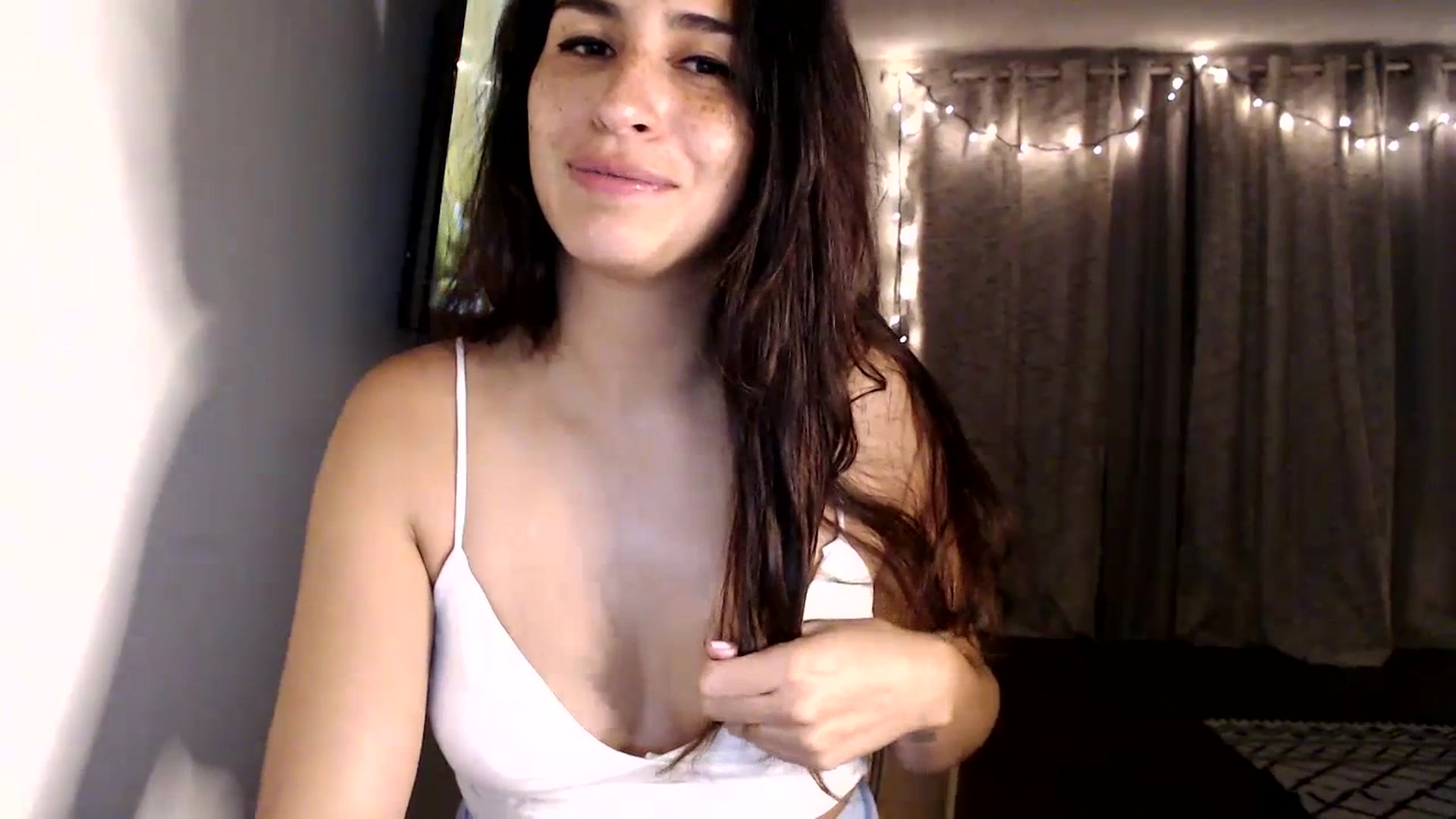 Gallery image thumbnail from FreckledPoni's myfreecams stream on, 07/14/2023, 04:04 image 13 of 20