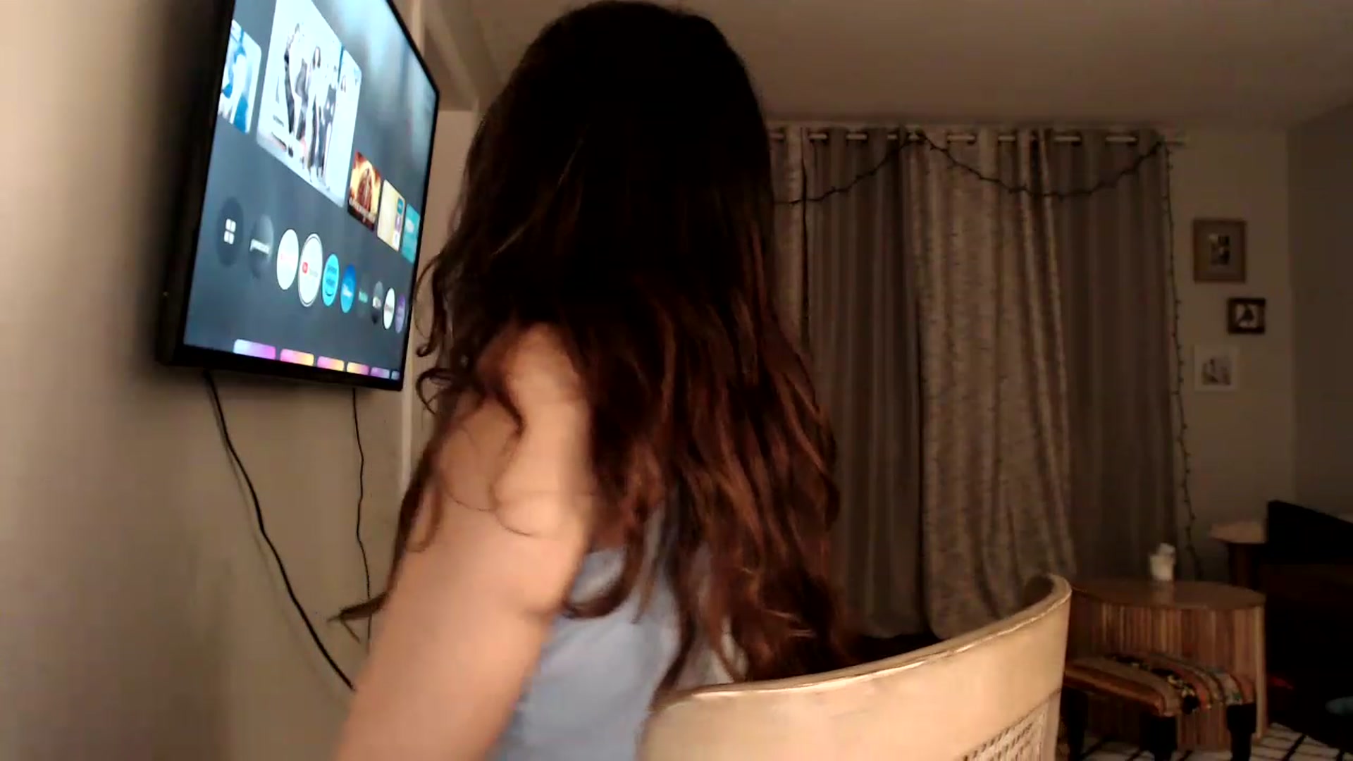 Gallery image thumbnail from FreckledPoni's myfreecams stream on, 07/19/2023, 08:01 image 17 of 20