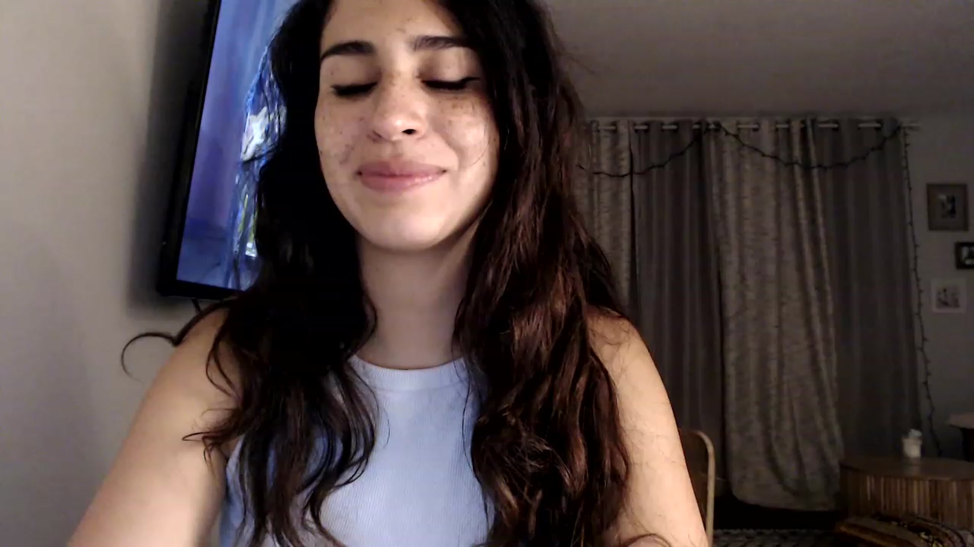 Gallery image thumbnail from FreckledPoni's myfreecams stream on, 07/19/2023, 08:01 image 18 of 20