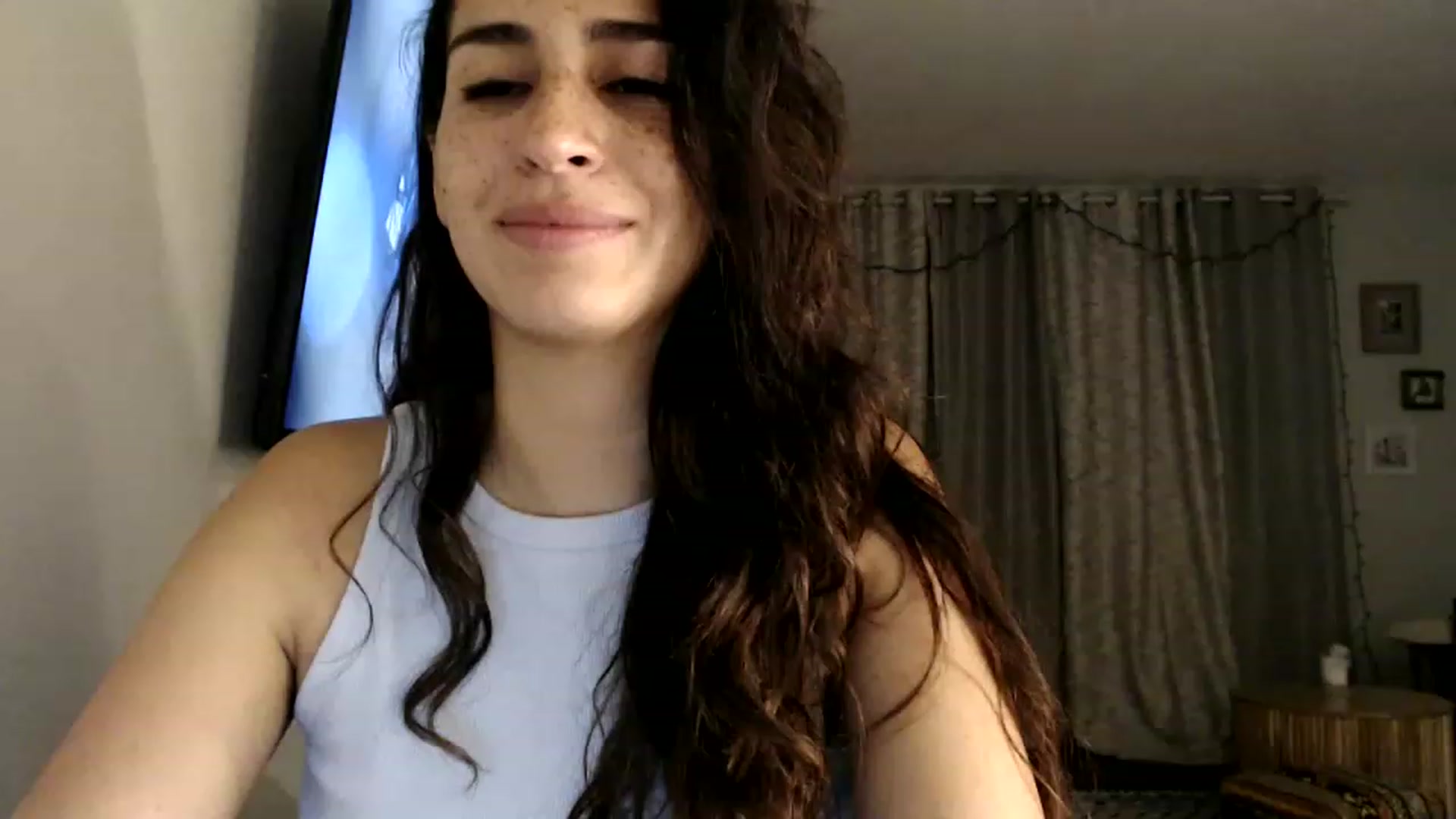 Gallery image thumbnail from FreckledPoni's myfreecams stream on, 07/19/2023, 08:01 image 5 of 20