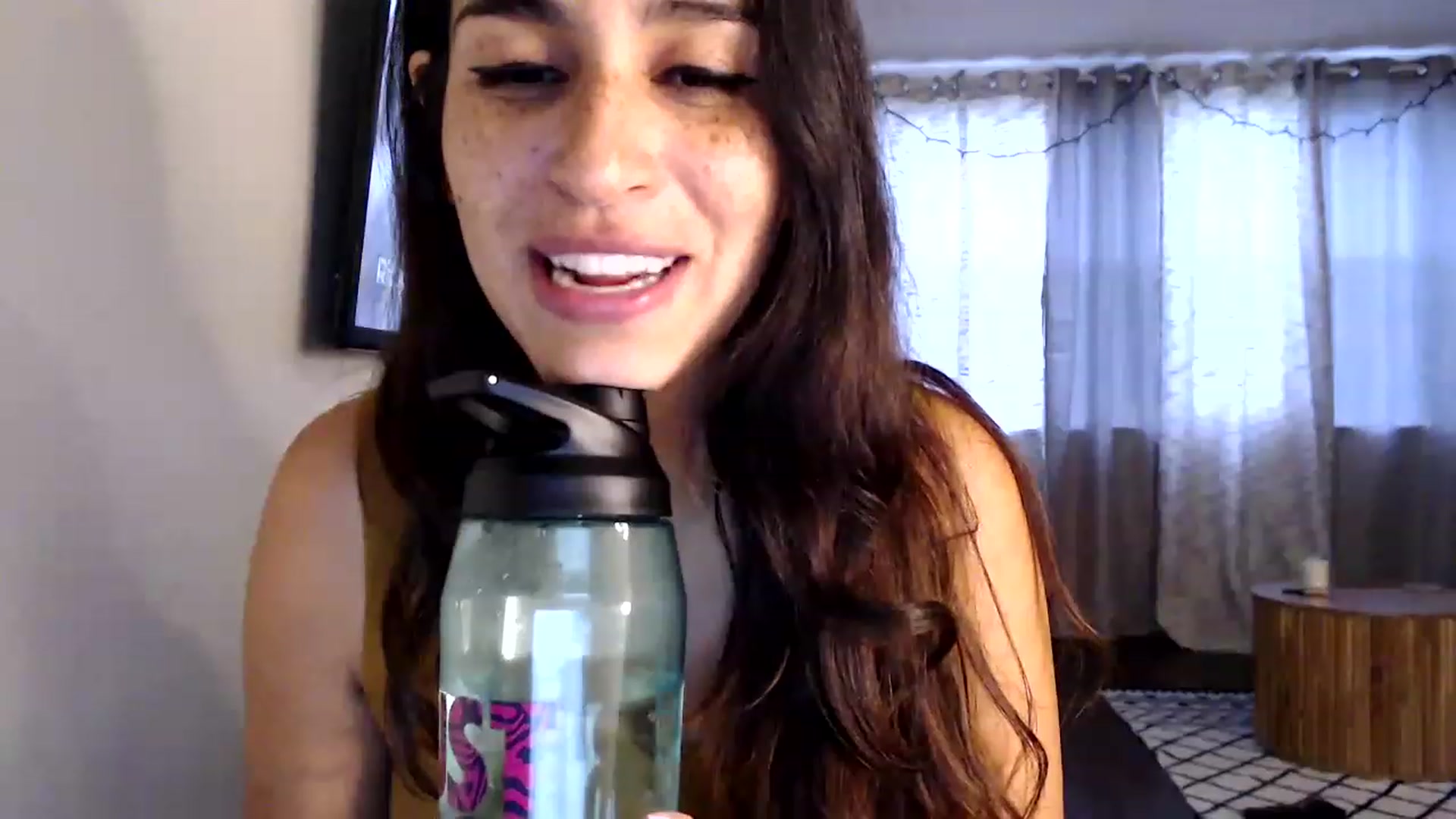 Gallery image thumbnail from FreckledPoni's myfreecams stream on, 07/26/2023, 23:46 image 18 of 20