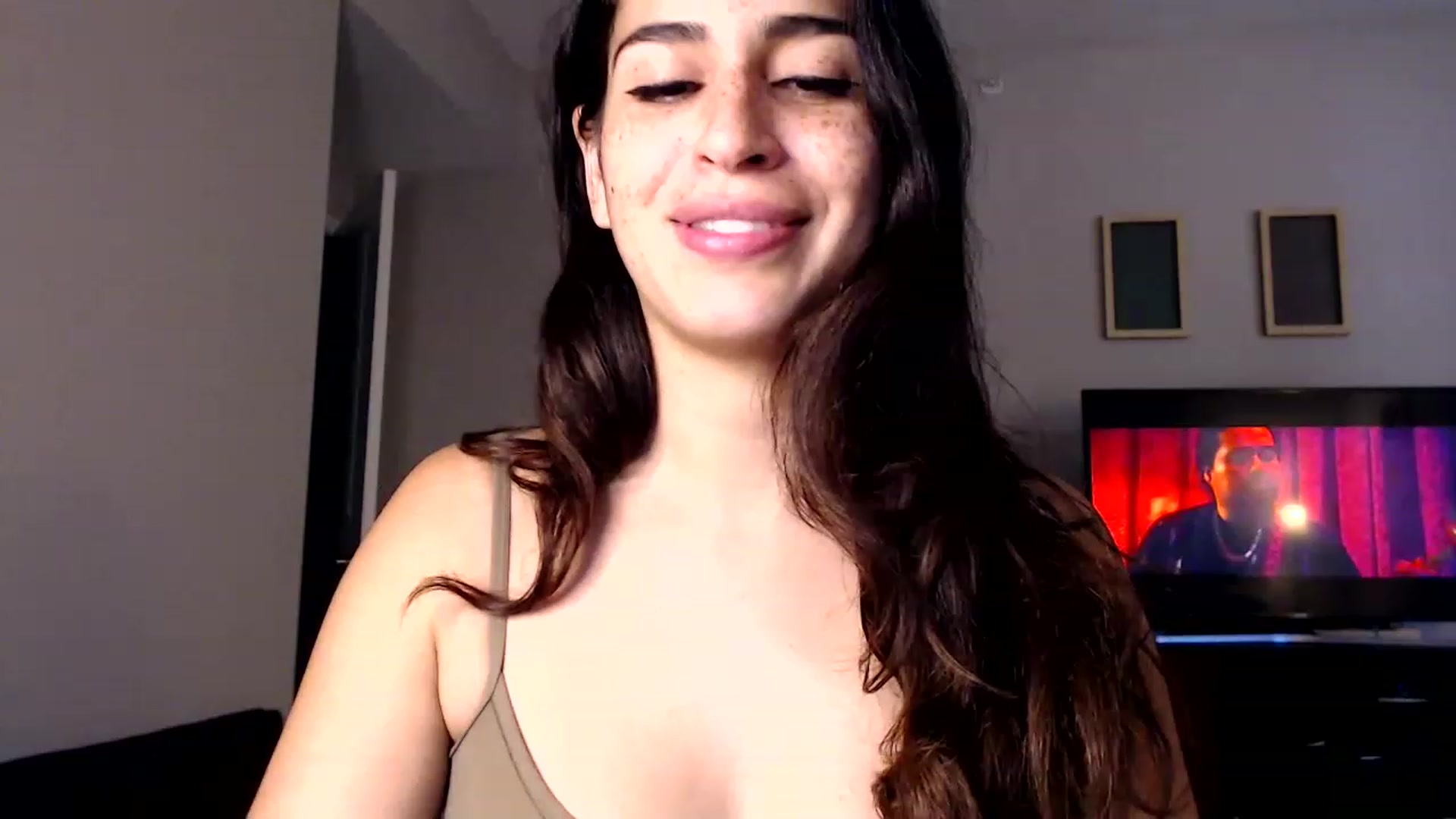 Gallery image thumbnail from FreckledPoni's myfreecams stream on, 08/02/2023, 21:29 image 13 of 20