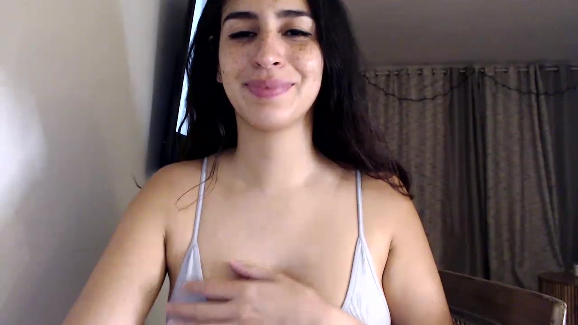 Gallery image thumbnail from FreckledPoni's myfreecams stream on, 08/22/2023, 04:54 image 13 of 20