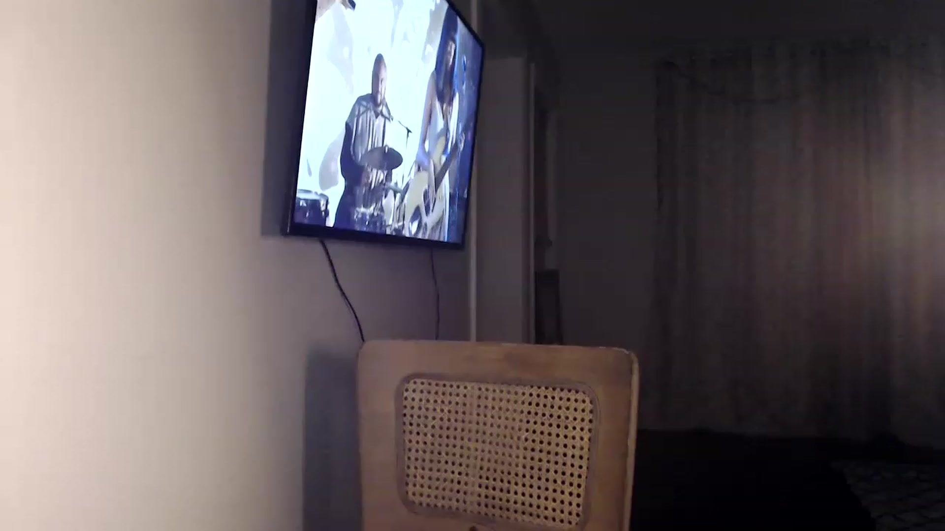 Gallery image thumbnail from FreckledPoni's myfreecams stream on, 08/23/2023, 06:31 image 11 of 20