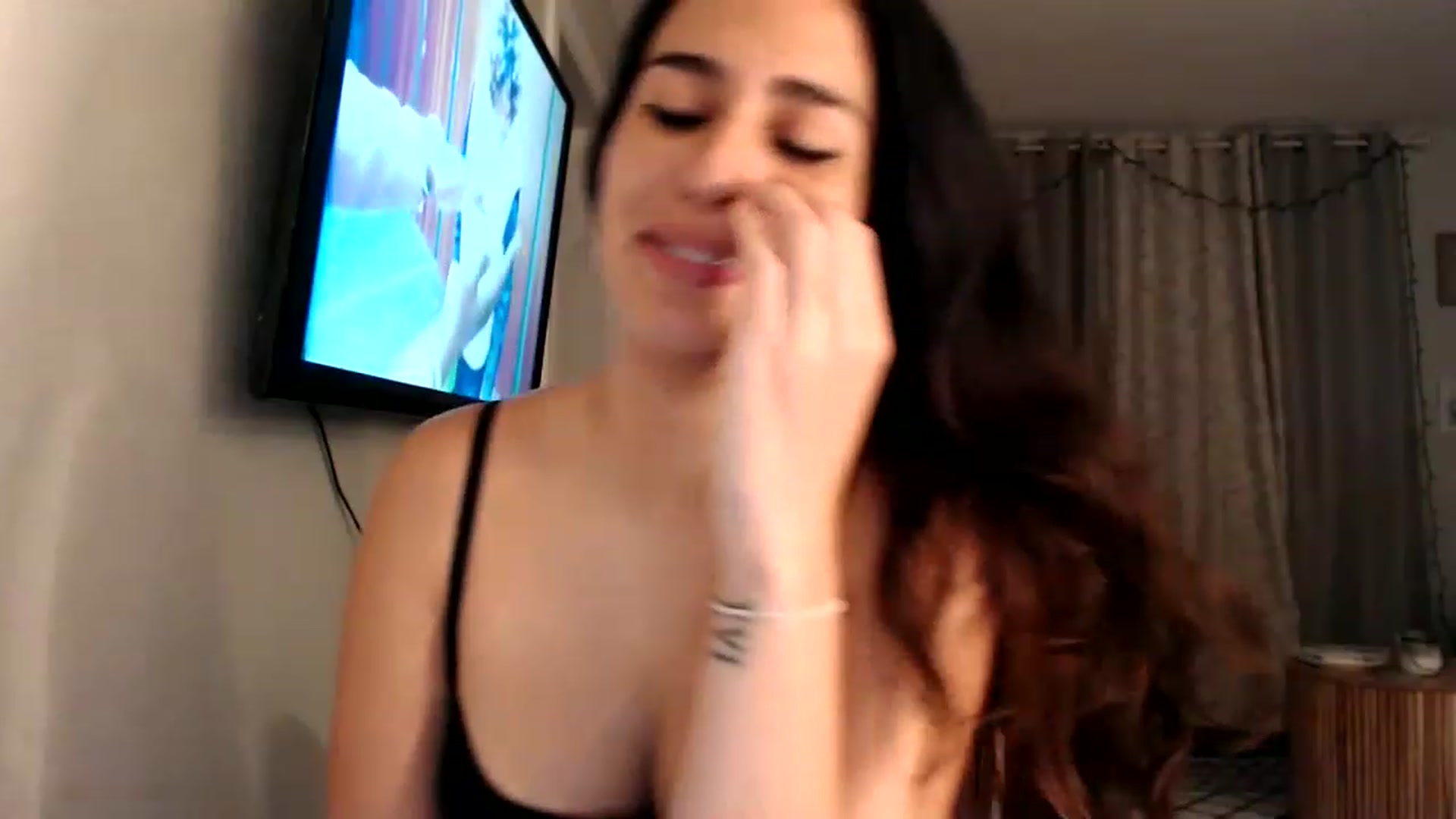 Gallery image thumbnail from FreckledPoni's myfreecams stream on, 08/27/2023, 06:30 image 5 of 20