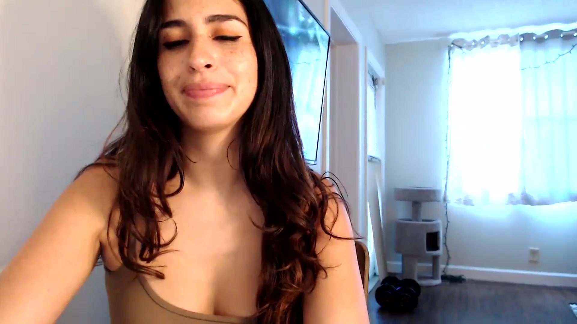 Gallery image thumbnail from FreckledPoni's myfreecams stream on, 09/13/2023, 21:52 image 5 of 20