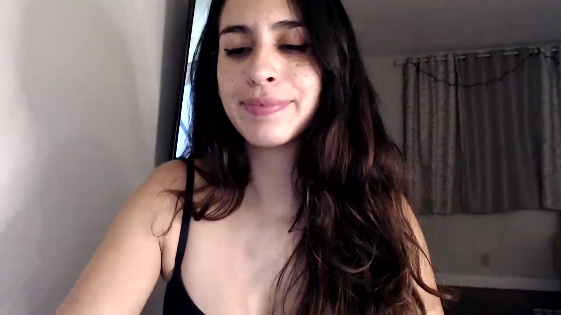 Gallery image thumbnail from FreckledPoni's myfreecams stream on, 09/22/2023, 10:07 image 15 of 20