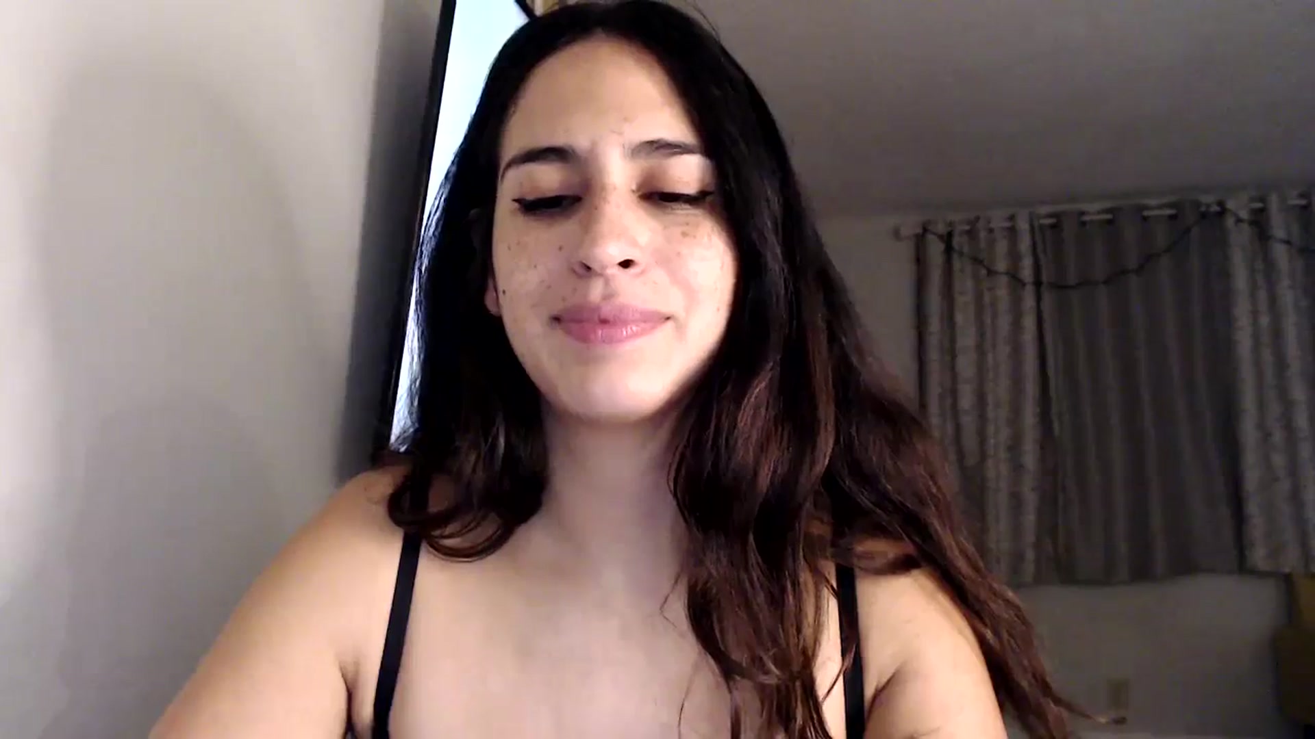 Gallery image thumbnail from FreckledPoni's myfreecams stream on, 09/22/2023, 10:07 image 11 of 20