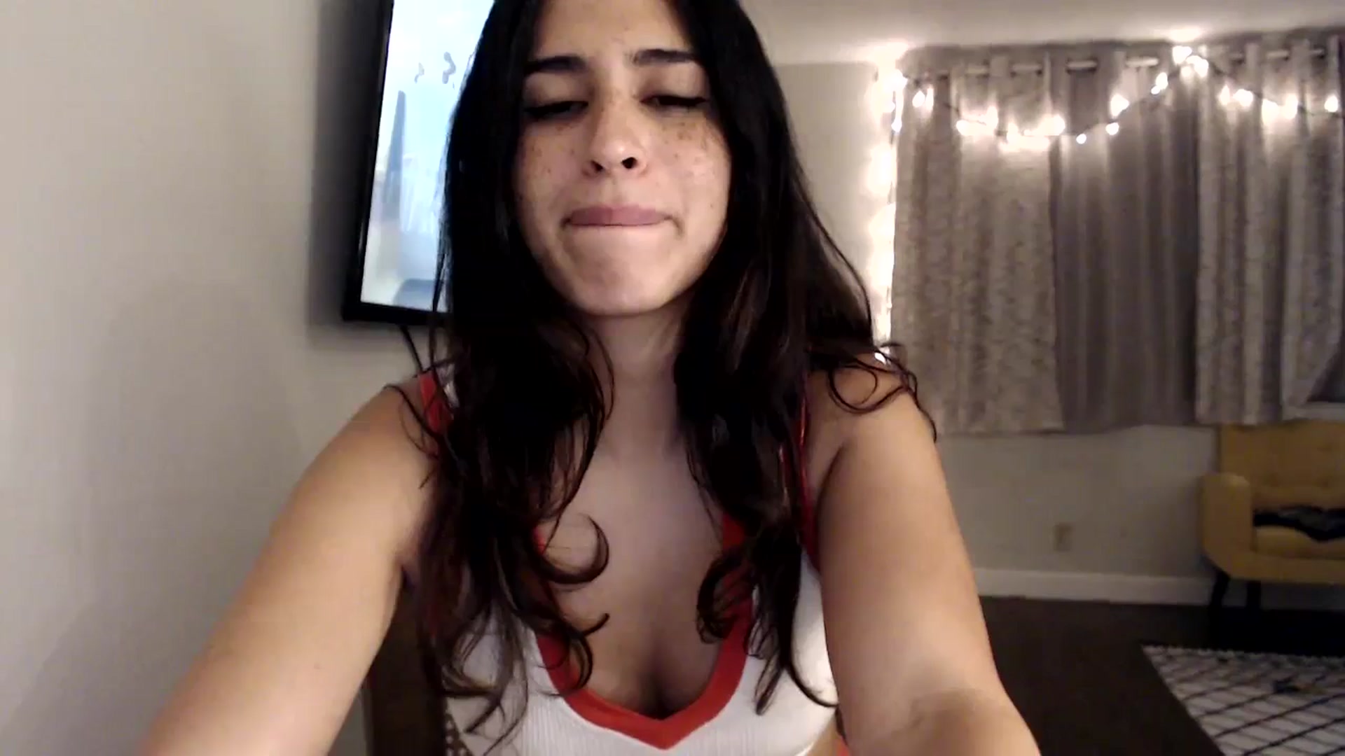 Gallery image thumbnail from FreckledPoni's myfreecams stream on, 09/24/2023, 24:18 image 20 of 20