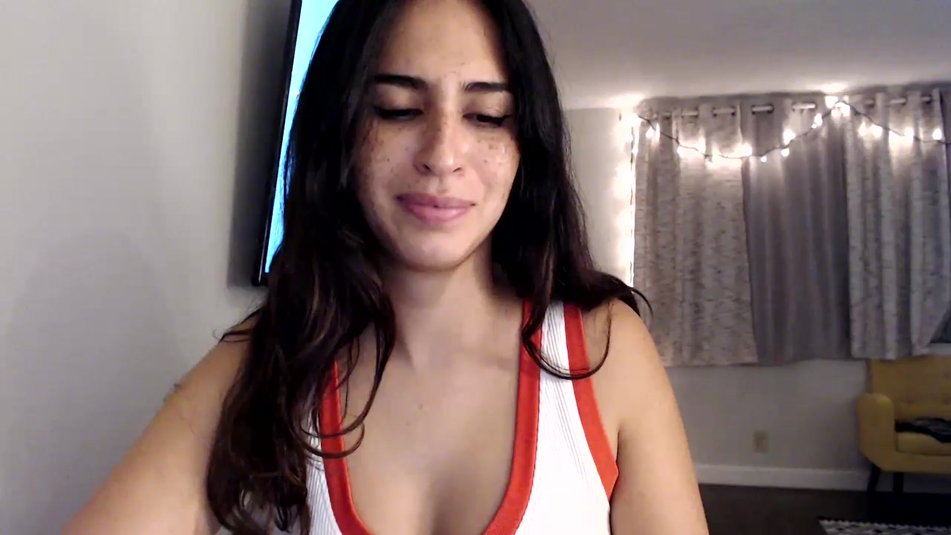 Gallery image thumbnail from FreckledPoni's myfreecams stream on, 09/24/2023, 24:18 image 17 of 20