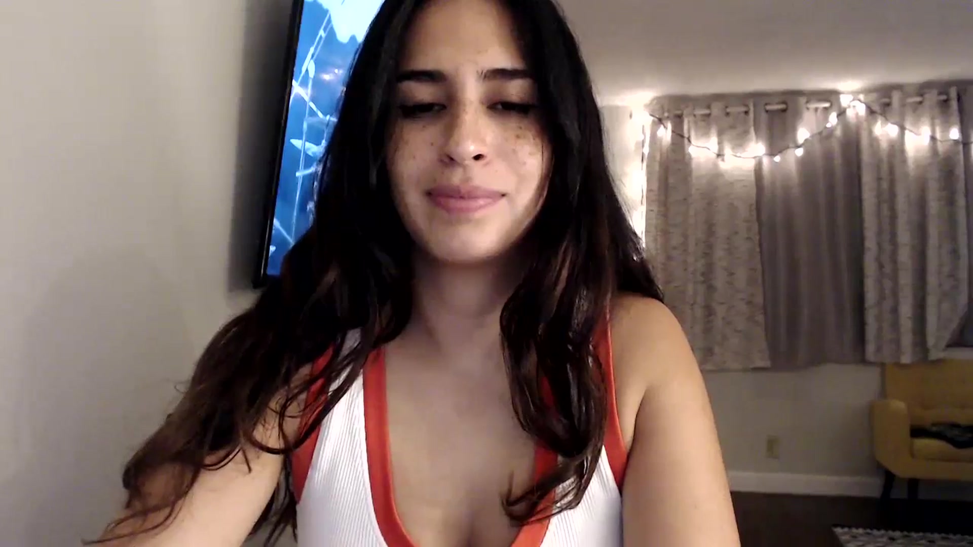 Gallery image thumbnail from FreckledPoni's myfreecams stream on, 09/24/2023, 24:18 image 15 of 20