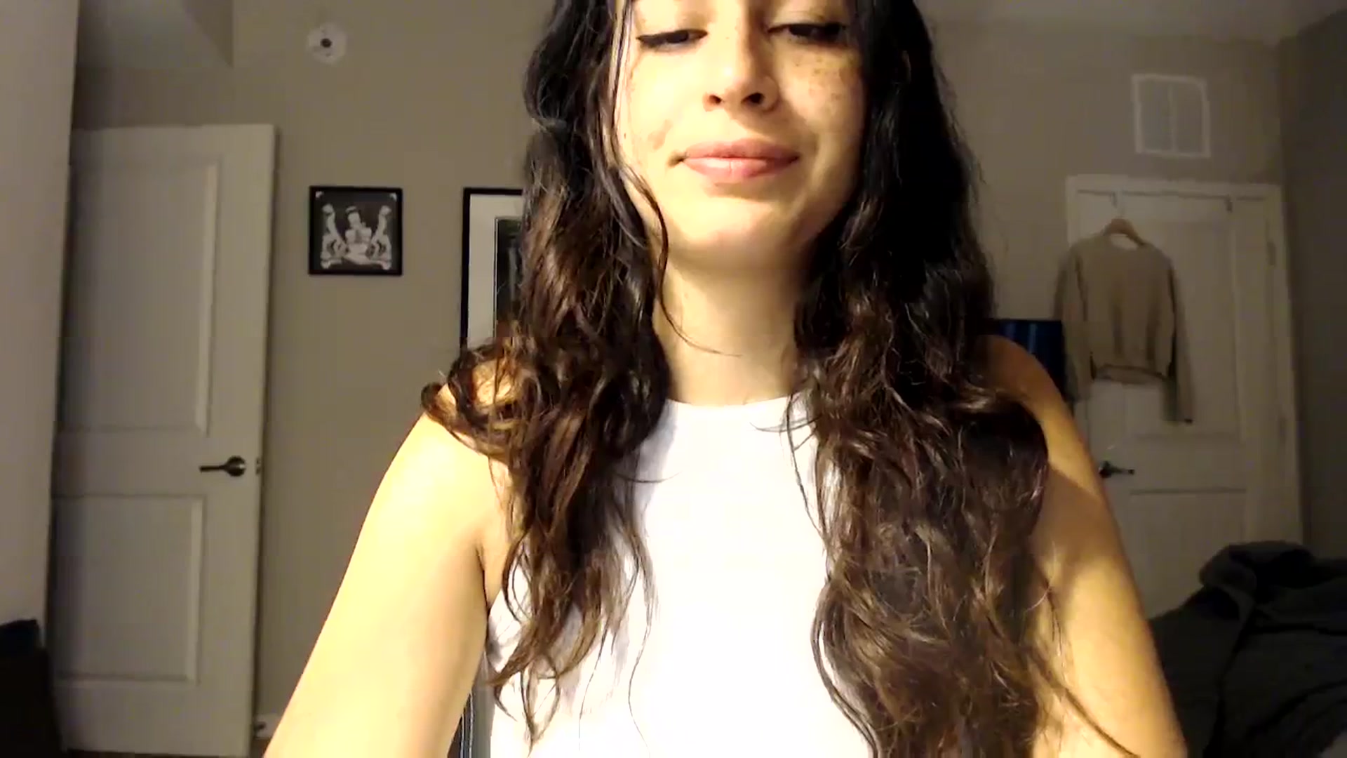 Gallery image thumbnail from FreckledPoni's myfreecams stream on, 10/02/2023, 18:53 image 12 of 20