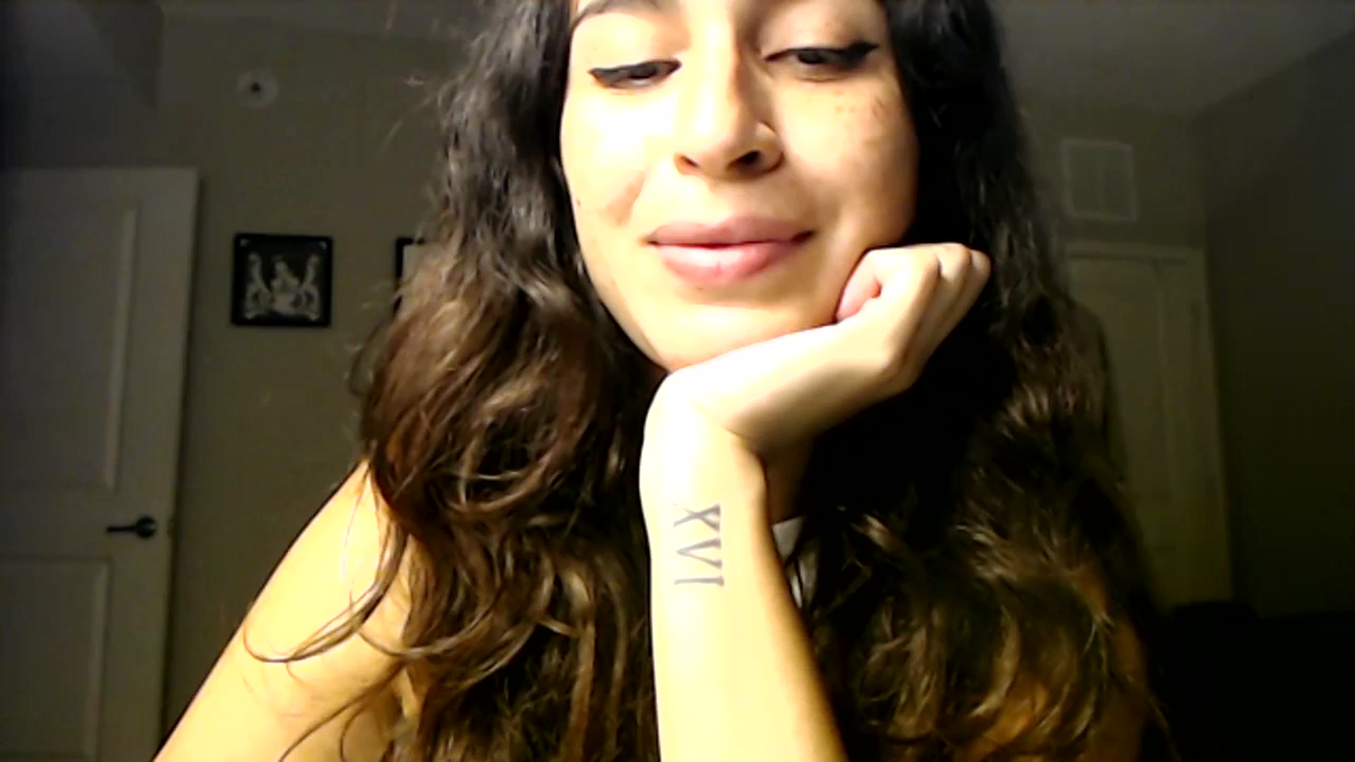 Gallery image thumbnail from FreckledPoni's myfreecams stream on, 10/02/2023, 20:54 image 12 of 20