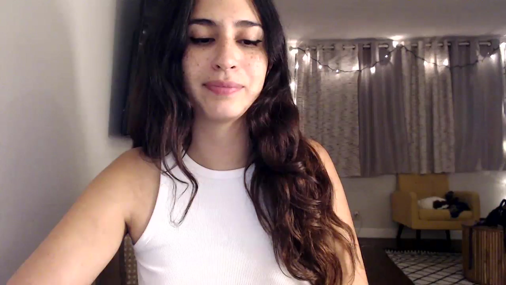 Gallery image thumbnail from FreckledPoni's myfreecams stream on, 10/03/2023, 06:44 image 10 of 20