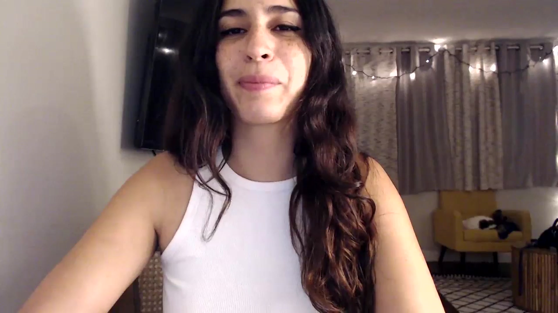 Gallery image thumbnail from FreckledPoni's myfreecams stream on, 10/03/2023, 06:44 image 7 of 20