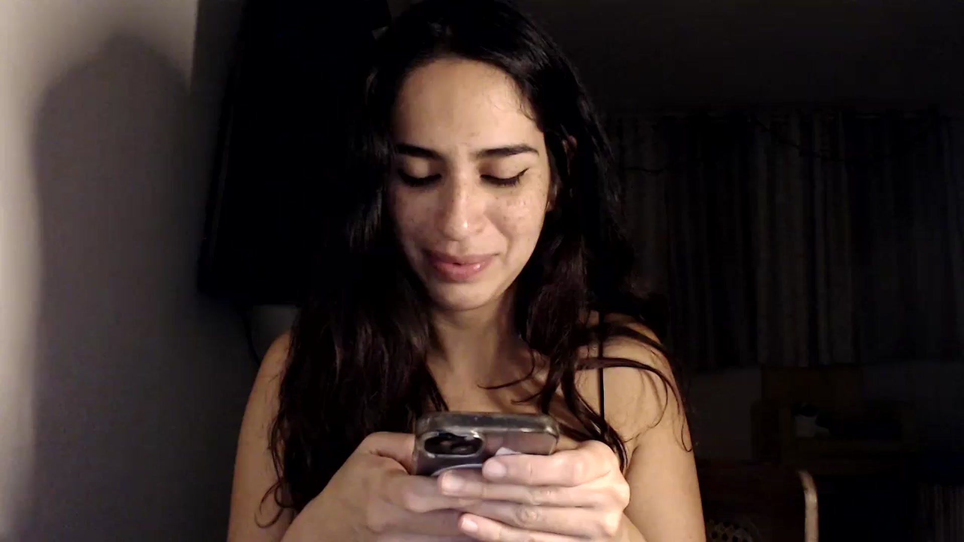 Gallery image thumbnail from FreckledPoni's myfreecams stream on, 10/24/2023, 08:02 image 8 of 20