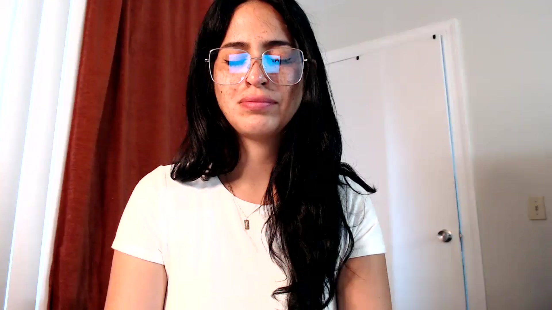 Gallery image thumbnail from FreckledPoni's myfreecams stream on, 09/27/2024, 21:47 image 17 of 20