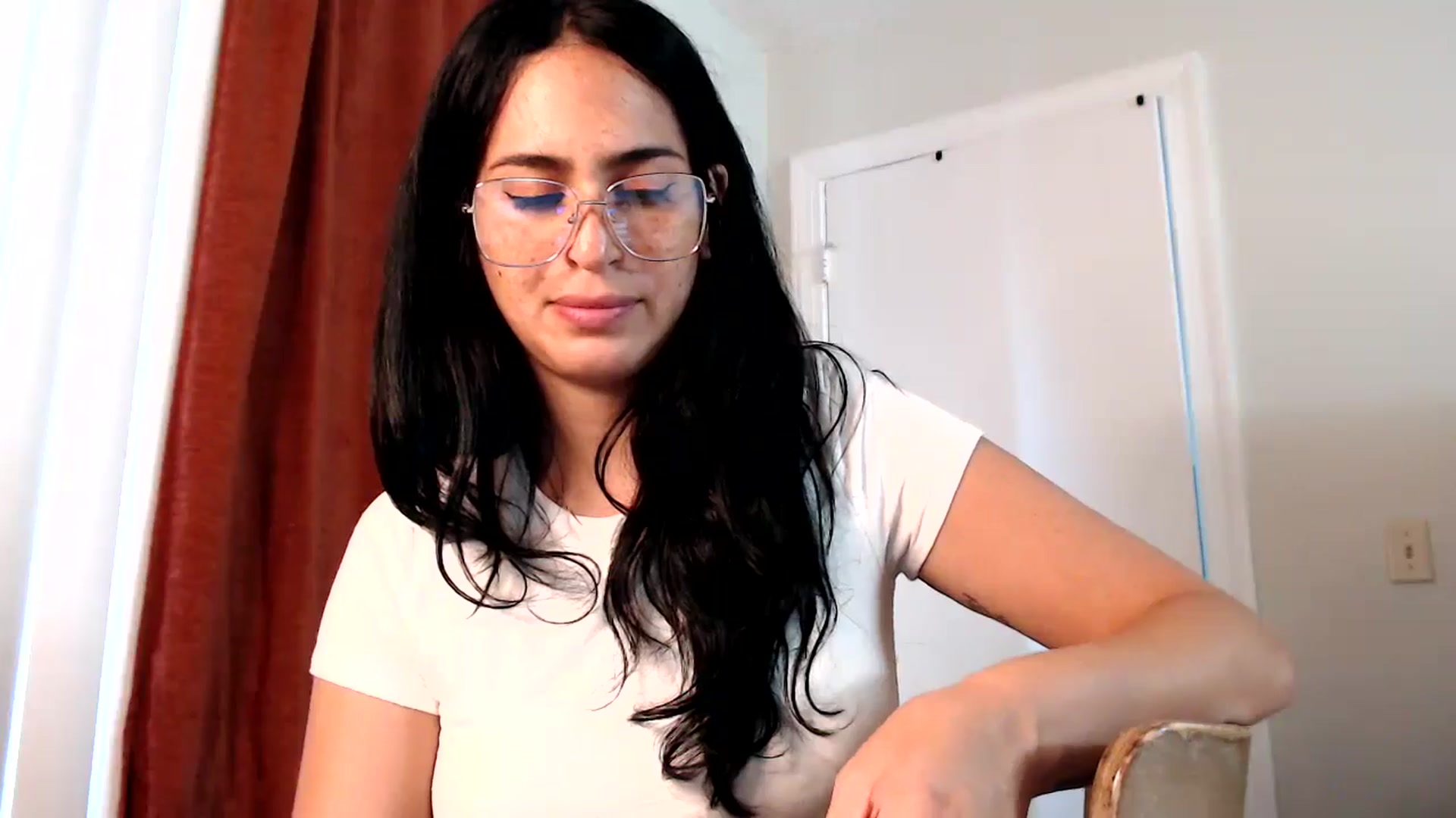 Gallery image thumbnail from FreckledPoni's myfreecams stream on, 09/27/2024, 21:47 image 18 of 20
