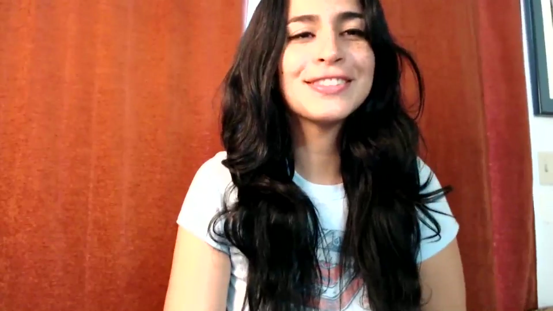 Gallery image thumbnail from FreckledPoni's myfreecams stream on, 10/01/2024, 21:00 image 5 of 20