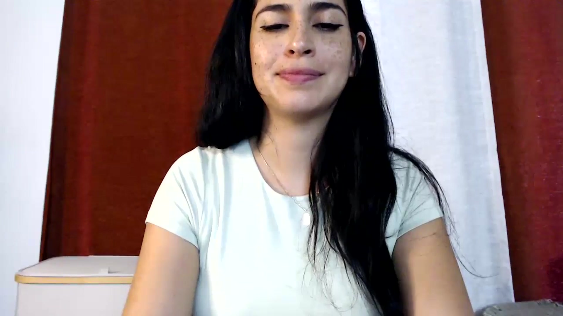 Gallery image thumbnail from FreckledPoni's myfreecams stream on, 11/04/2024, 21:25 image 19 of 20