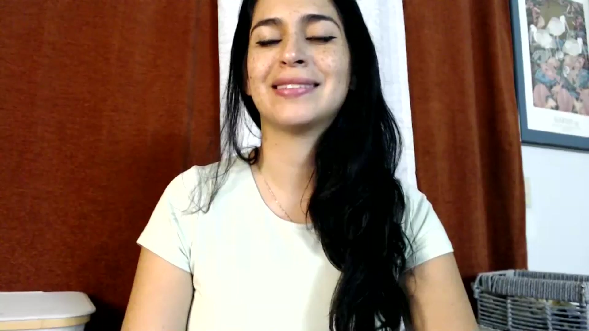 Gallery image thumbnail from FreckledPoni's myfreecams stream on, 11/04/2024, 22:42 image 17 of 20
