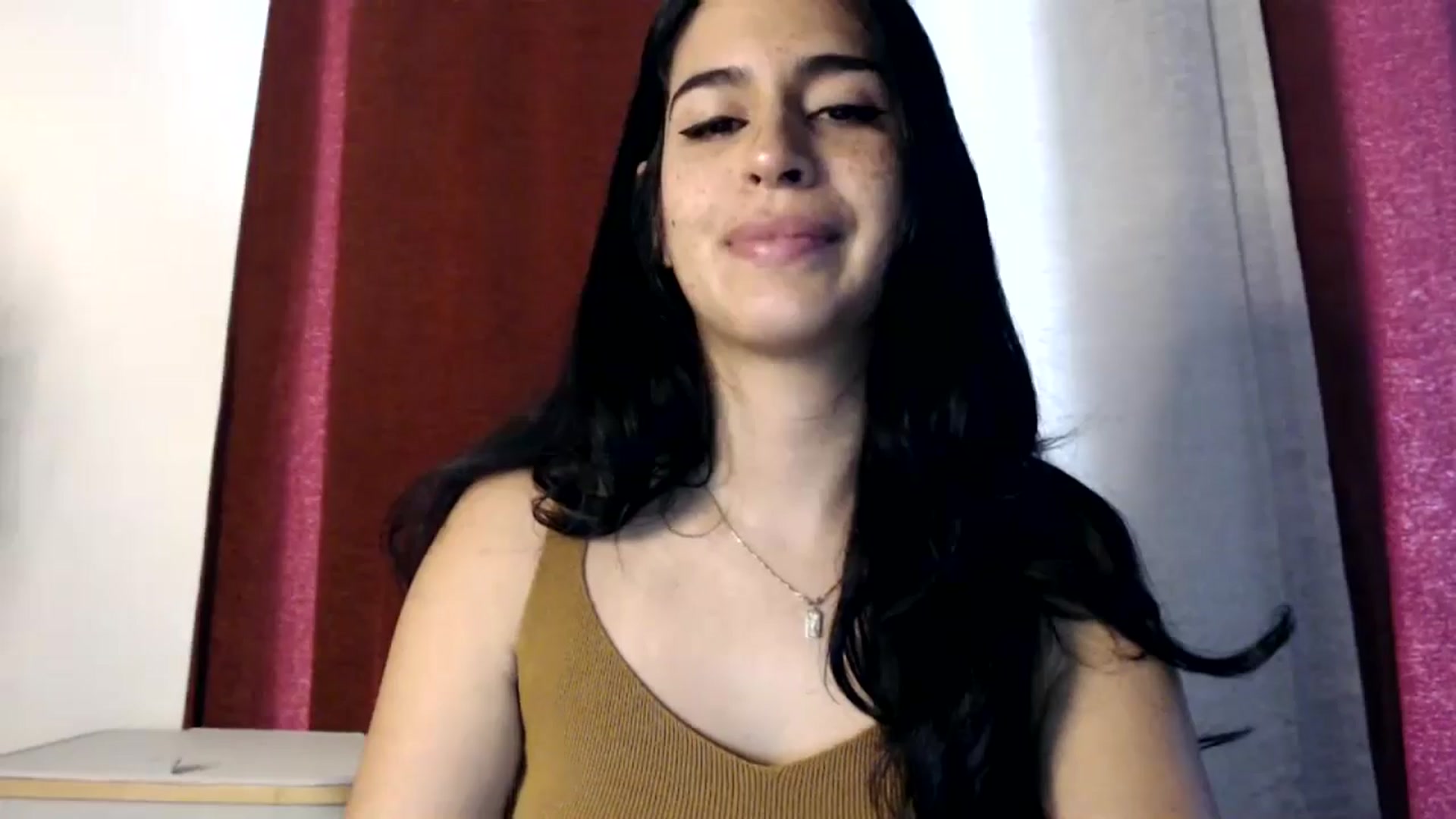 Gallery image thumbnail from FreckledPoni's myfreecams stream on, 11/11/2024, 17:47 image 18 of 20