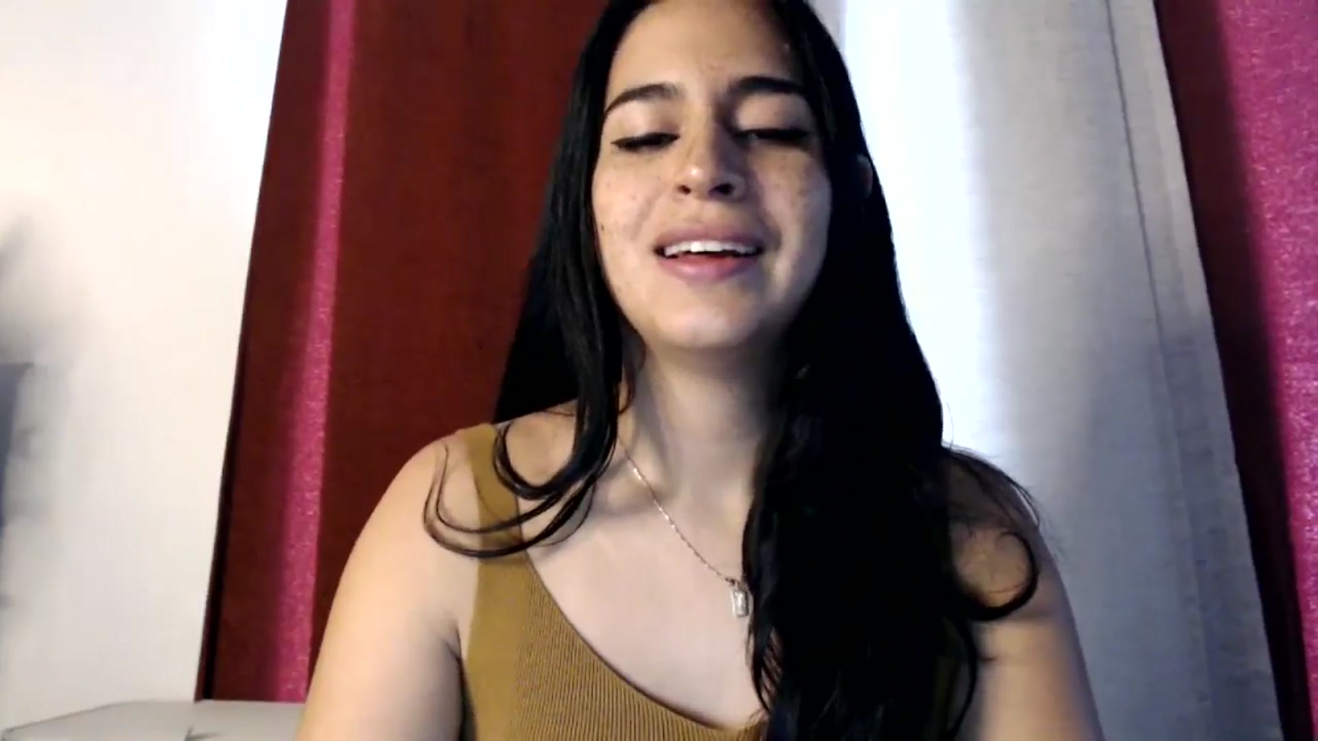 Gallery image thumbnail from FreckledPoni's myfreecams stream on, 11/11/2024, 17:47 image 3 of 20