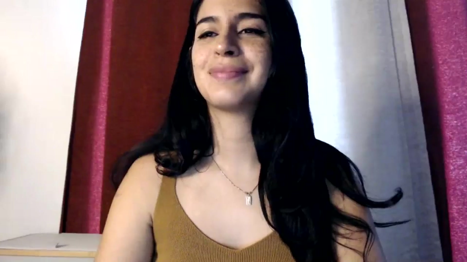 Gallery image thumbnail from FreckledPoni's myfreecams stream on, 11/11/2024, 17:47 image 16 of 20