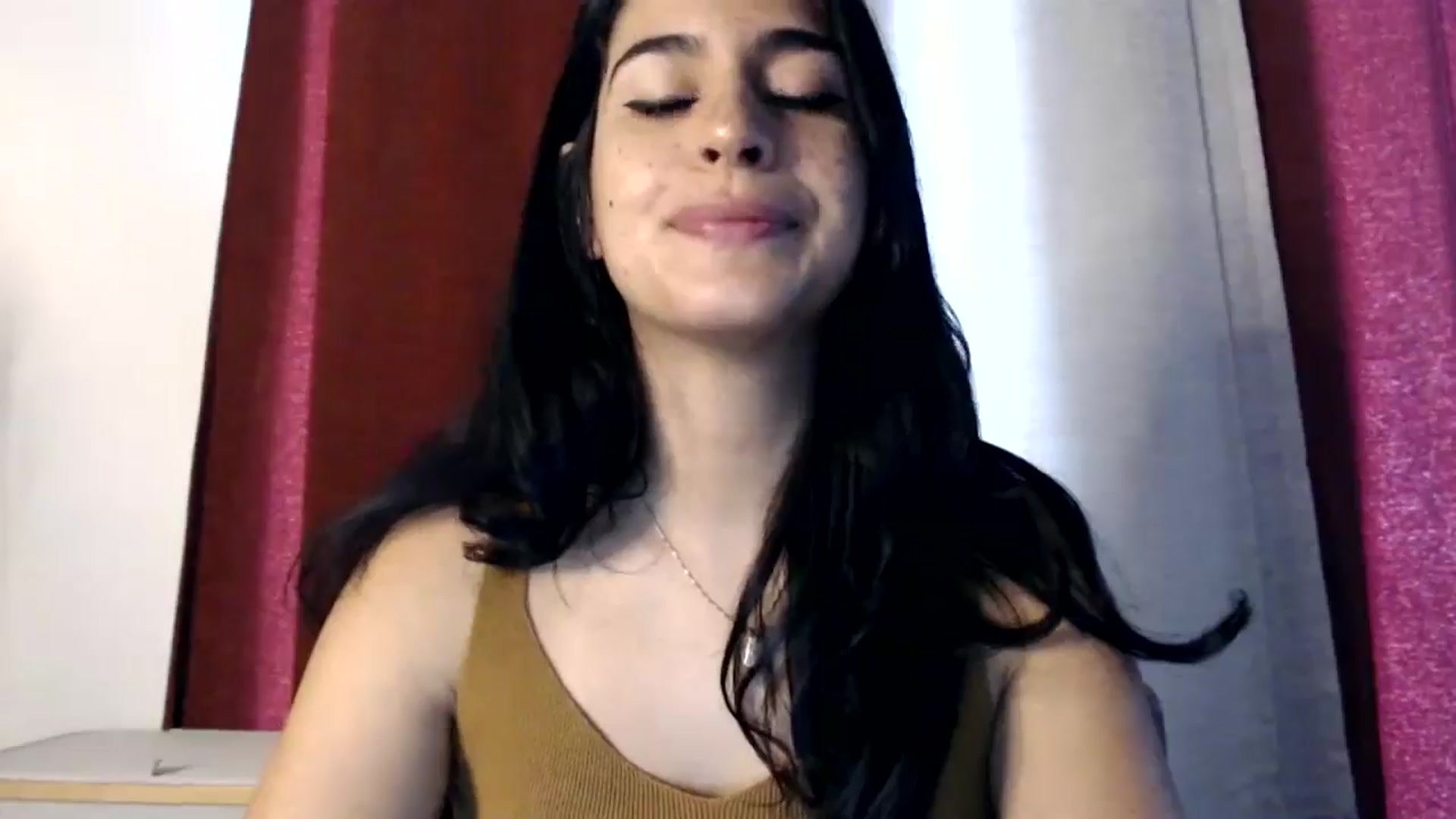 Gallery image thumbnail from FreckledPoni's myfreecams stream on, 11/11/2024, 17:47 image 20 of 20