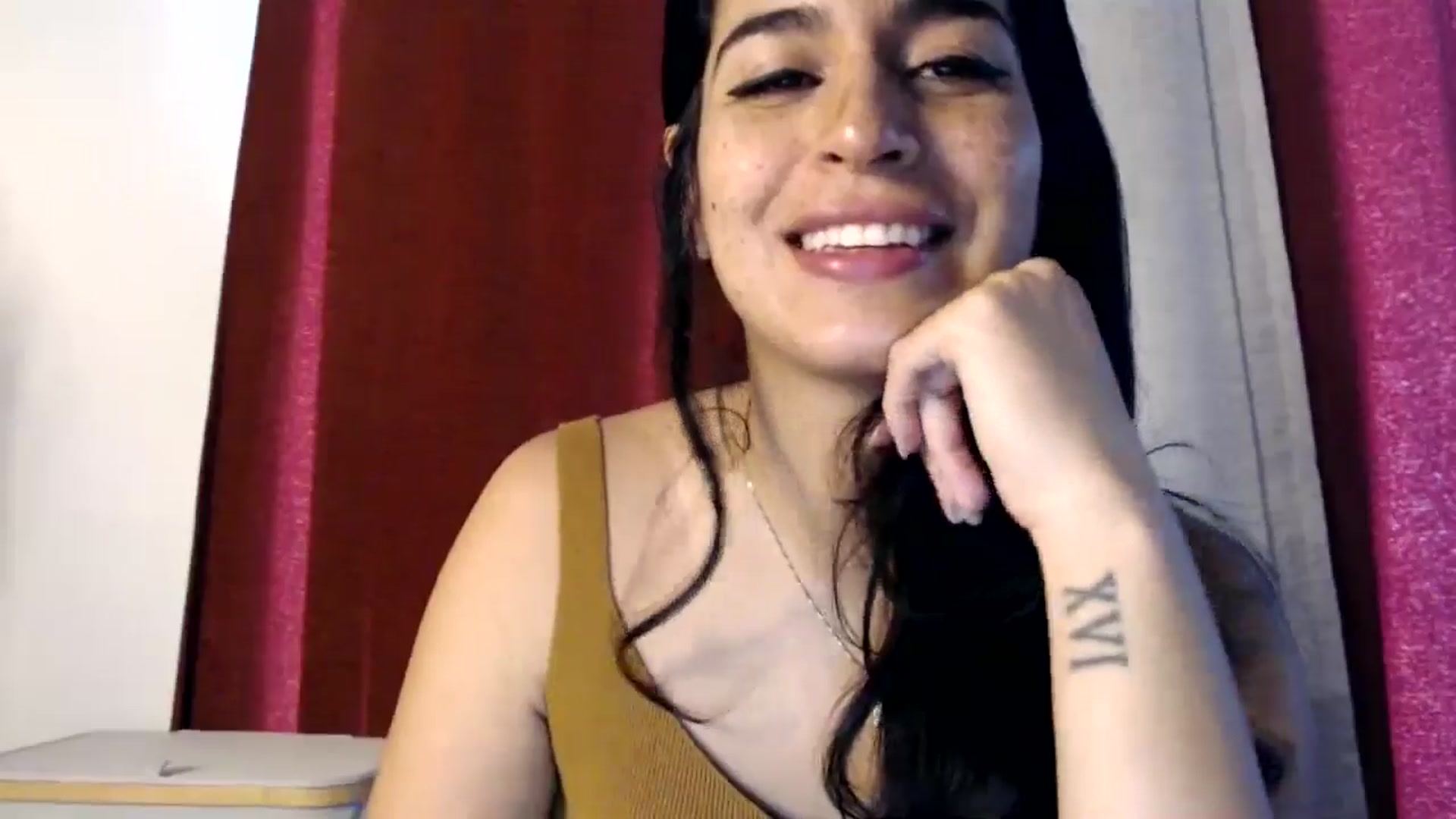 Gallery image thumbnail from FreckledPoni's myfreecams stream on, 11/11/2024, 17:47 image 8 of 20