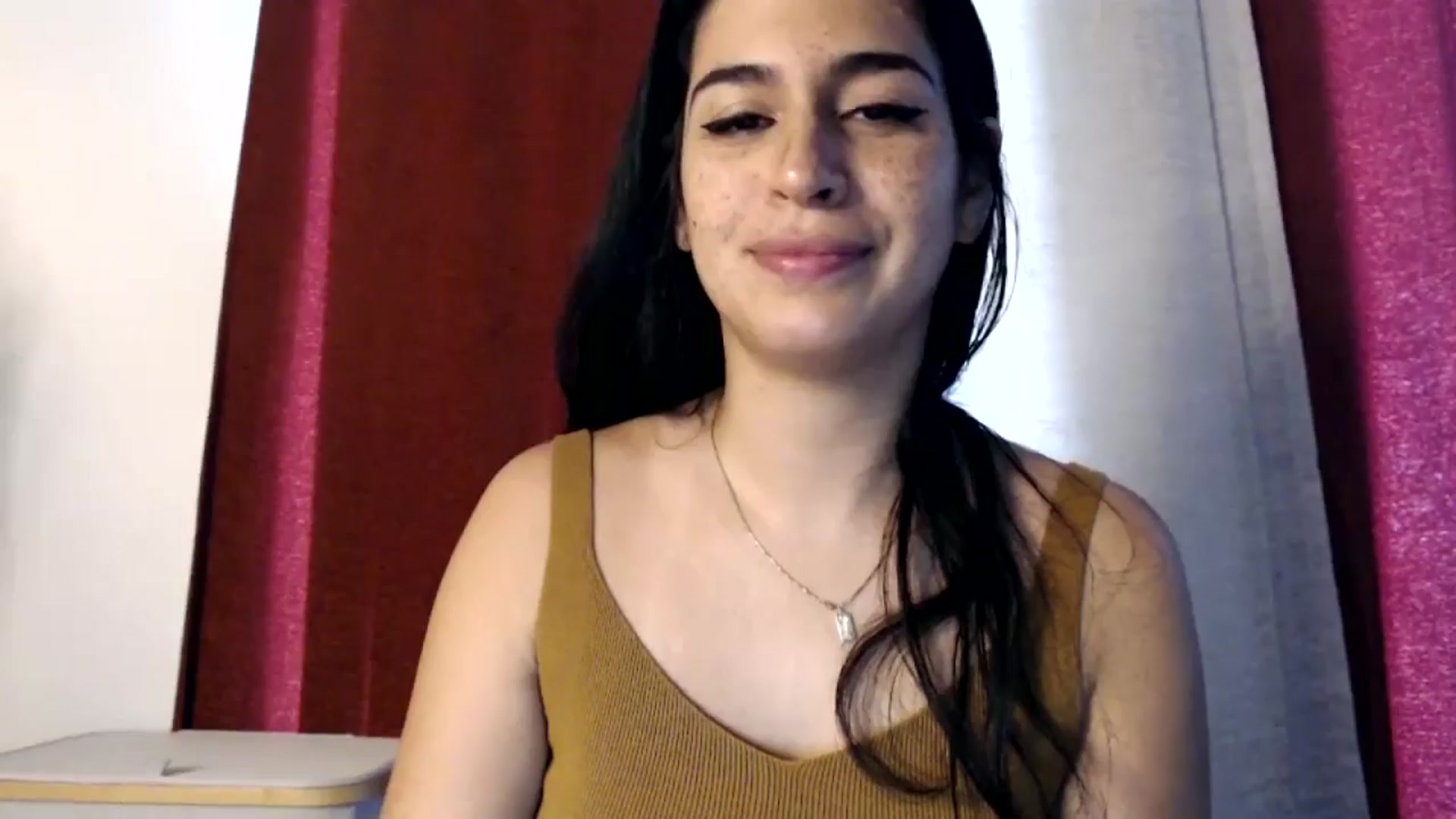 Gallery image thumbnail from FreckledPoni's myfreecams stream on, 11/11/2024, 17:47 image 9 of 20